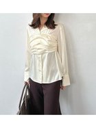 【スナイデル/SNIDEL】のサテンレイヤードストラクチャーブラウス 人気、トレンドファッション・服の通販 founy(ファニー) ファッション Fashion レディースファッション Fashion for Women トップス・カットソー Cut & Sew Tops シャツ・ブラウス・オフィスカジュアル Elegant Blouses & Button-Ups カフス Cuff Design ギャザー Gathered, Ruffled 今季 This Season, Current Season サテン Satin, Glossy Fabric スカーフ Scarf, Neckwear ストライプ Stripe, Striped Pattern ストレート Straight, Straight Cut スマート Smart, Elegant スーツ Suit, Formalwear ドッキング Docking, Mixed Material 無地 Plain, Solid Color おすすめ Recommended / Our Picks thumbnail IVR[003]|ID: prp329100004784492 ipo3291000000034732023