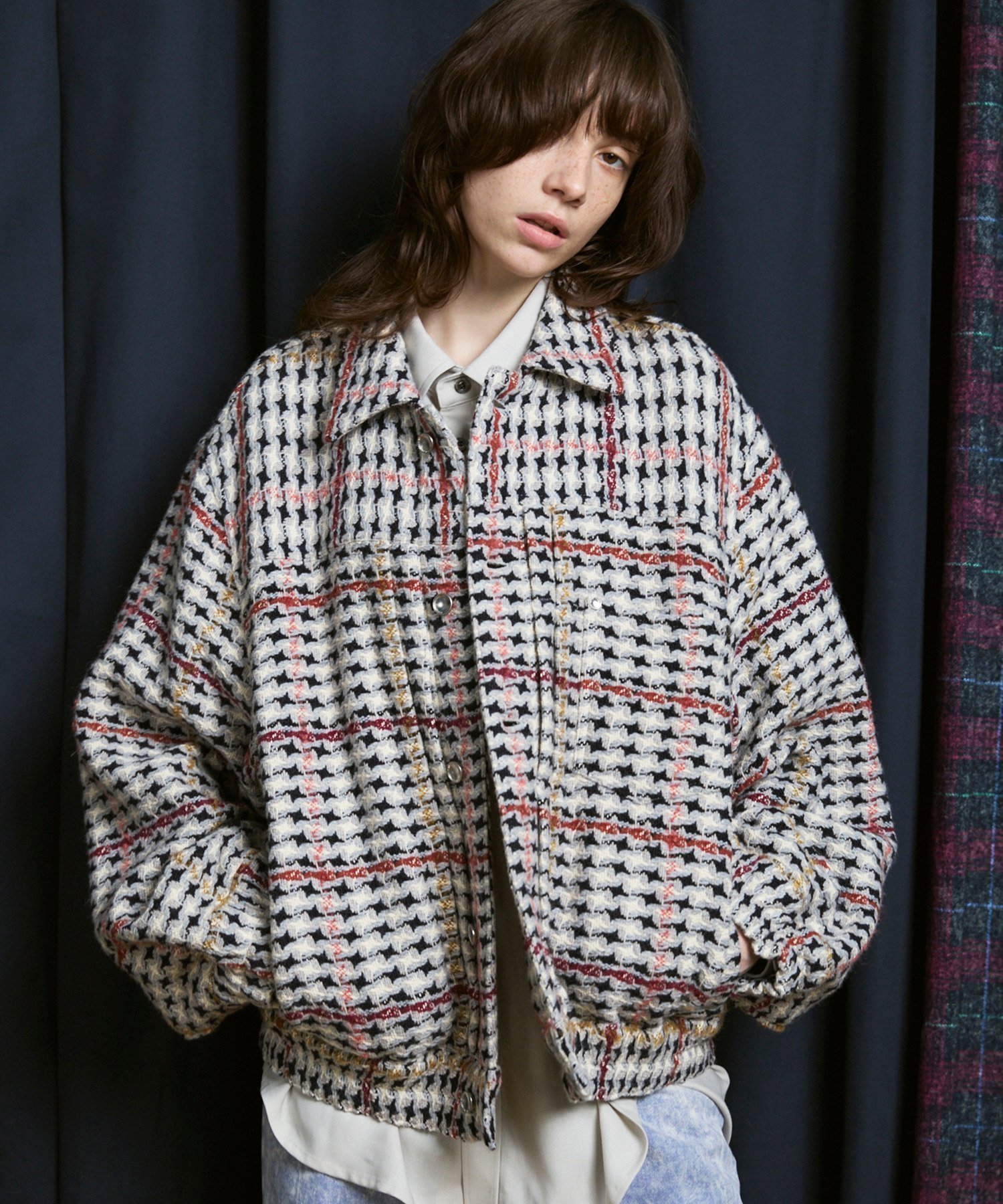【メゾンスペシャル/MAISON SPECIAL】の【Italian Dead Stock Fabric】Prime-Over Trucker Jacket インテリア・キッズ・メンズ・レディースファッション・服の通販 founy(ファニー) 　ファッション　Fashion　レディースファッション　Fashion for Women　アウター　Coat / Outerwear Collection　レディースジャケット・軽アウター　Jackets　イタリア　Italy　クラシック　Classic, Timeless Style　シャーリング　Shirring, Ruched　ショルダー　Shoulder, Shoulder Strap　ショート　Short, Short Length　ツイード　Twill, Twill Weave　ドロップ　Drop Shoulder, Dropped Style　バランス　Balance, Style Balance　パターン　Pattern, Design Print　ファブリック　Fabric, Textile　フィット　Fit, Slim Fit　フロント　Front, Front Design　ブラウジング　Blouson Silhouette, Cinched Waist　モダン　Modern, Contemporary　L.GRY|ID: prp329100004784563 ipo3291000000035160971