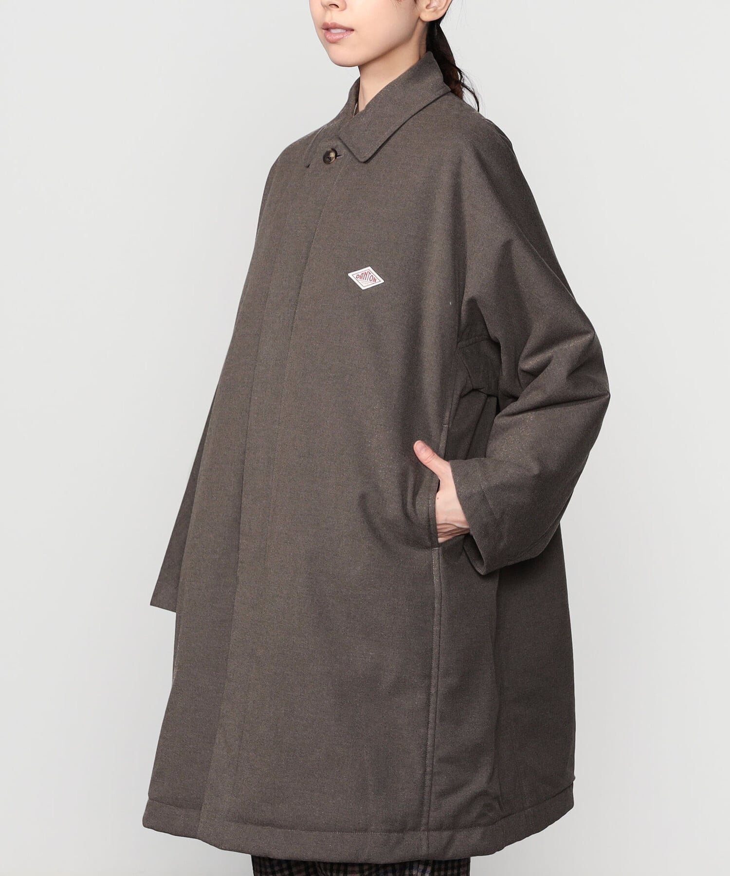 【ビショップ/Bshop】の別注 インサレーションコート WOMEN インテリア・キッズ・メンズ・レディースファッション・服の通販 founy(ファニー) ファッション Fashion レディースファッション Fashion for Women アウター Coat / Outerwear Collection コート・ロングコート・ピーコート Long Coats, Peacoats & More フランス France, French ポケット Pocket, Pocket Detail 別注 Limited Edition, Custom Order ワーク Workwear, Utility Style エレガント 上品 Elegant GREIGE|ID: prp329100004784610 ipo3291000000034868528