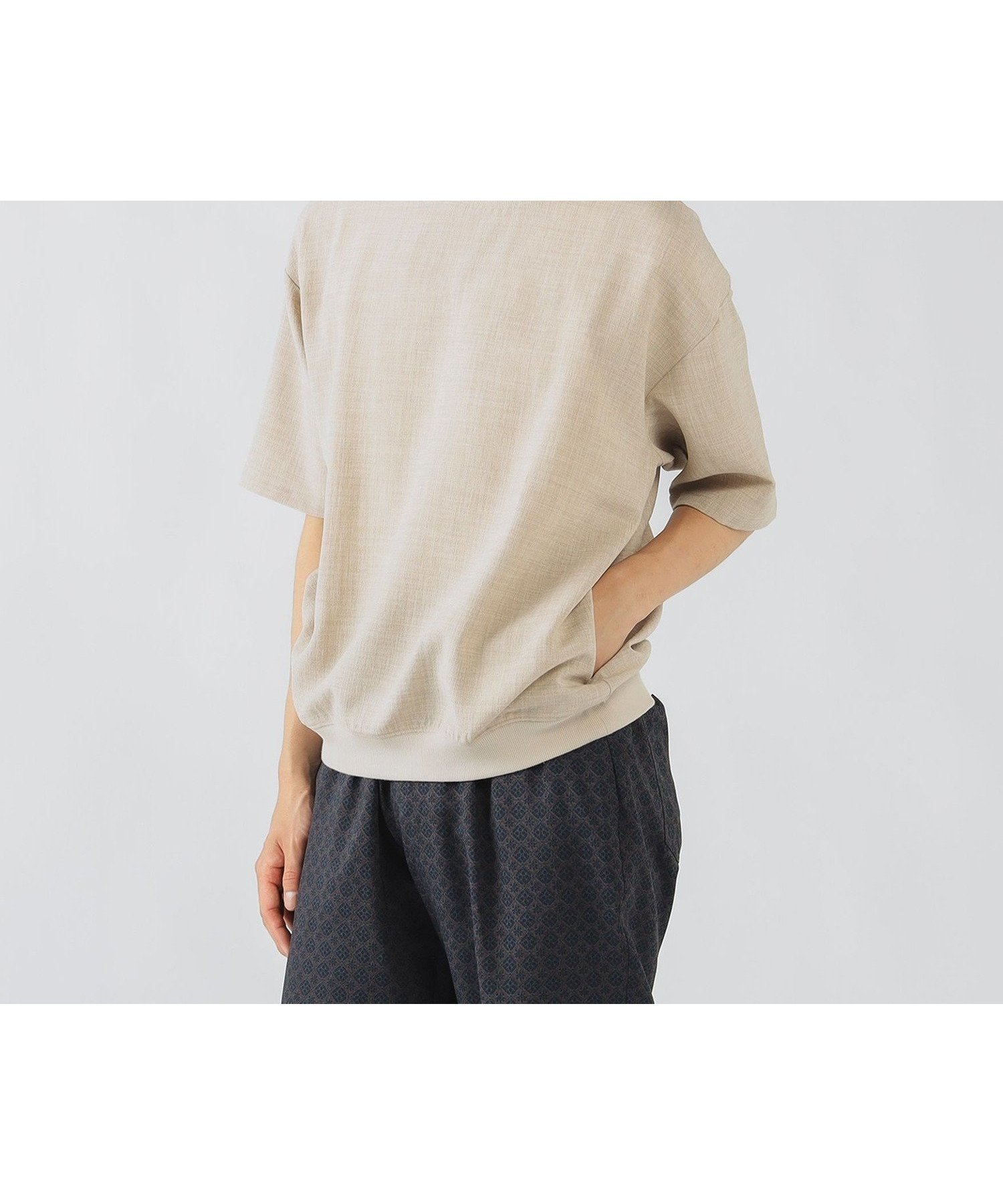 【ビームス ウイメン/BEAMS】のポリメランジ 布帛 Tシャツ (吸水速乾) インテリア・キッズ・メンズ・レディースファッション・服の通販 founy(ファニー) 　ファッション　Fashion　レディースファッション　Fashion for Women　トップス・カットソー　Cut & Sew Tops　シャツ・ブラウス・オフィスカジュアル　Elegant Blouses & Button-Ups　ロングTシャツ・Tシャツ　Longline T-Shirts & Tees　おすすめ　Recommended / Our Picks　ショート　Short, Short Length　シンプル　Simple, Minimal　スラックス　Slacks, Dress Pants　デニム　Denim, Jeans Material　バランス　Balance, Style Balance　フィット　Fit, Slim Fit　フレア　Flare, Flared　リラックス　Relax, Relaxed Fit　ワイド　Wide, Wide Fit　エレガント 上品　Elegant　吸水　Absorbent, Quick-Dry　BEIGE|ID: prp329100004784944 ipo3291000000035024779