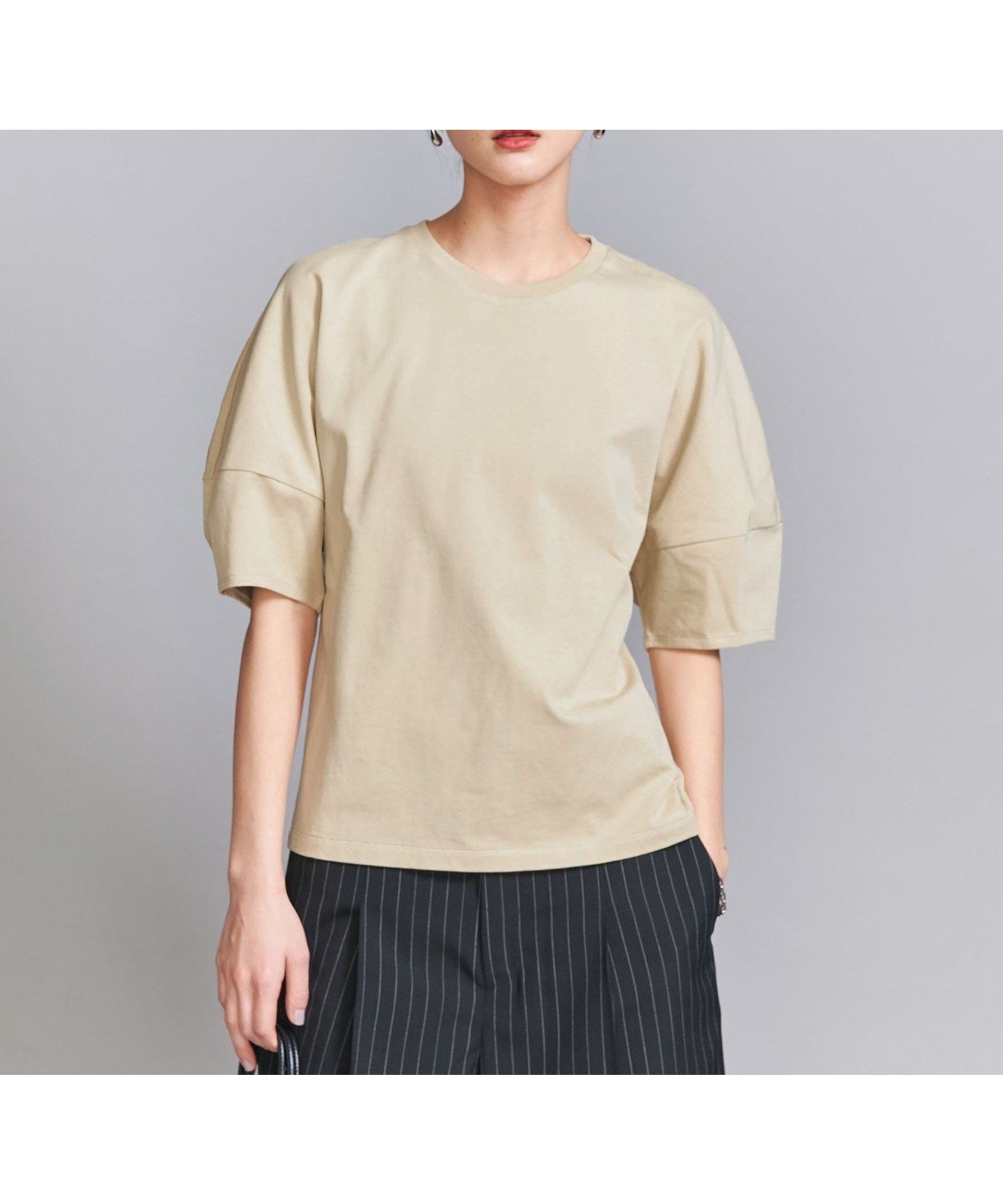 【ユナイテッドアローズ/UNITED ARROWS】のコットン カーブスリーブ 5分袖カットソー インテリア・キッズ・メンズ・レディースファッション・服の通販 founy(ファニー) 　ファッション　Fashion　レディースファッション　Fashion for Women　トップス・カットソー　Cut & Sew Tops　カットソー・ベーシックTシャツ　Cut-and-Sewn Tops / Stretch Tees & Basics　インナー　Innerwear　カットソー　Cut and Sewn Top　シンプル　Simple, Minimal　スリーブ　Sleeve, Long Sleeve / Short Sleeve　バランス　Balance, Style Balance　ボトム　Bottoms, Lower Wear　アウトレット　Outlet / Clearance　おすすめ　Recommended / Our Picks　BEIGE|ID: prp329100004784992 ipo3291000000034736769