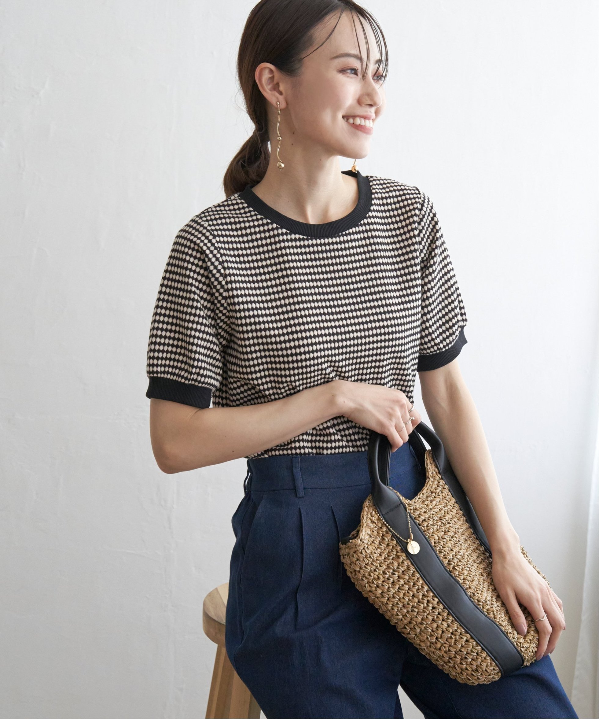 【イッカ/ikka】の【親子コーデ】ハニカム柄ジャガードカットソー インテリア・キッズ・メンズ・レディースファッション・服の通販 founy(ファニー) 　ファッション　Fashion　レディースファッション　Fashion for Women　トップス・カットソー　Cut & Sew Tops　カットソー・ベーシックTシャツ　Cut-and-Sewn Tops / Stretch Tees & Basics　おすすめ　Recommended / Our Picks　オレンジ　Orange　カットソー　Cut and Sewn Top　ドット　Polka Dot, Dot Pattern　夏　Summer　楽ちん　Easy Fit, Comfortable　ブラック|ID: prp329100004785013 ipo3291000000035228523