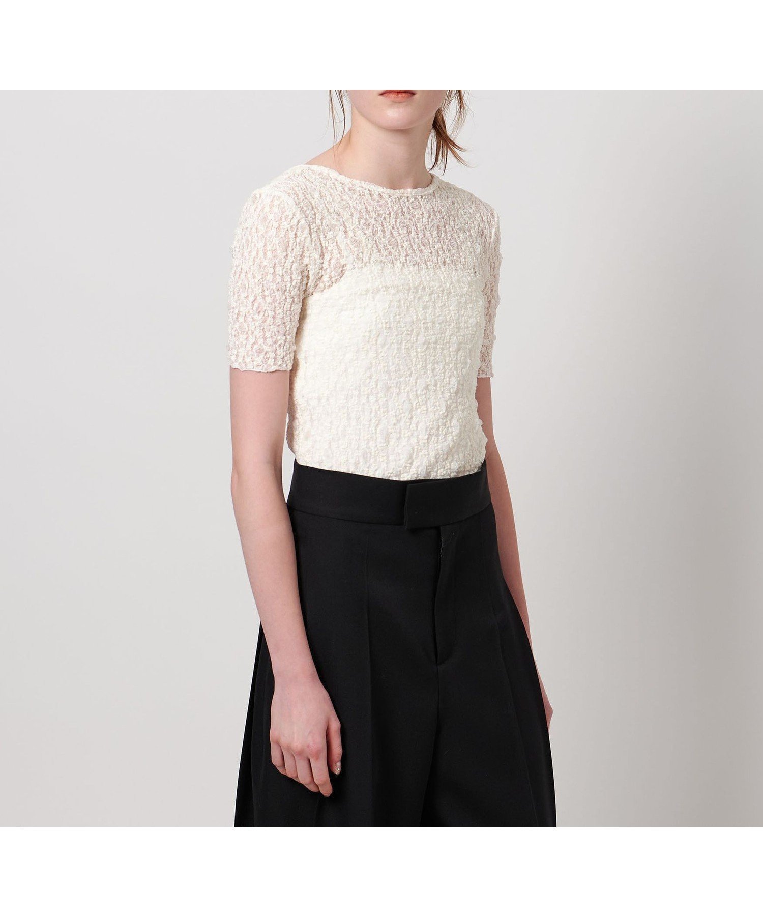 【ユナイテッドアローズ/UNITED ARROWS】のASTRAET レース バックオープン カットソー インテリア・キッズ・メンズ・レディースファッション・服の通販 founy(ファニー) 　ファッション　Fashion　レディースファッション　Fashion for Women　トップス・カットソー　Cut & Sew Tops　カットソー・ベーシックTシャツ　Cut-and-Sewn Tops / Stretch Tees & Basics　カットソー　Cut and Sewn Top　半袖　Short Sleeve, Half Sleeve　レース　Lace, Lace Fabric　アウトレット　Outlet / Clearance　おすすめ　Recommended / Our Picks　OFF WHITE|ID: prp329100004785029 ipo3291000000034736908