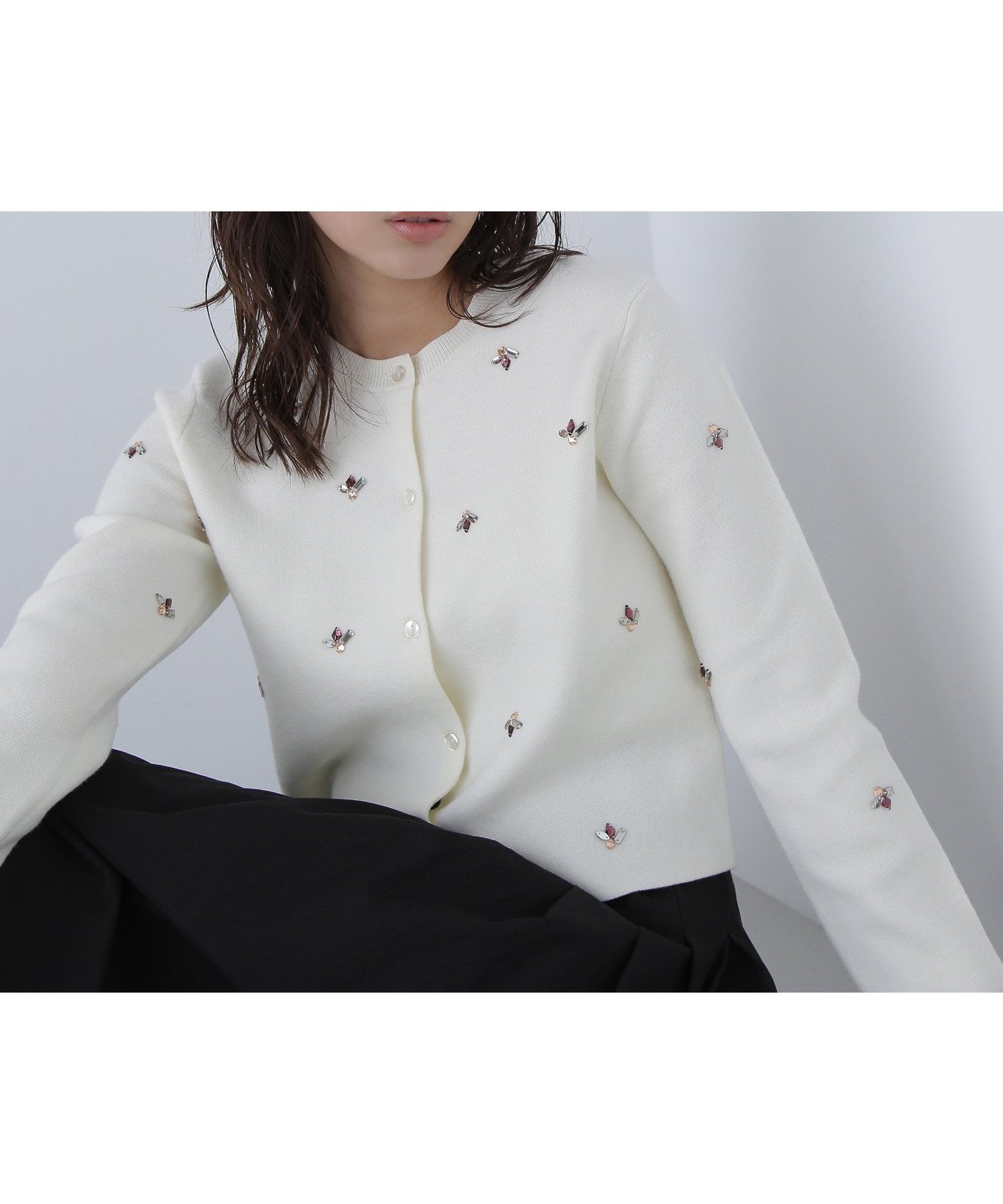 【ナチュラル ビューティー ベーシック/NATURAL BEAUTY BASIC】のビジューニットジャケット 人気、トレンドファッション・服の通販 founy(ファニー) 　ファッション　Fashion　レディースファッション　Fashion for Women　アウター　Coat / Outerwear Collection　レディースジャケット・軽アウター　Jackets　ウォーム　Warm Fabric　カーディガン　Cardigan, Knitwear　ビジュー　Bijou, Jewel-like Accent　ベーシック　Basic, Essential　A/W・秋冬　Autumn/Winter　 other-1|ID: prp329100004785073 ipo3291000000034929582