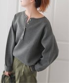 【スピック&スパン/Spick & Span】の《WEB限定カラー有り / 追加3 》メタルボタンヘンリーネックニット グレーA|ID: prp329100004785088 ipo3291000000034775446