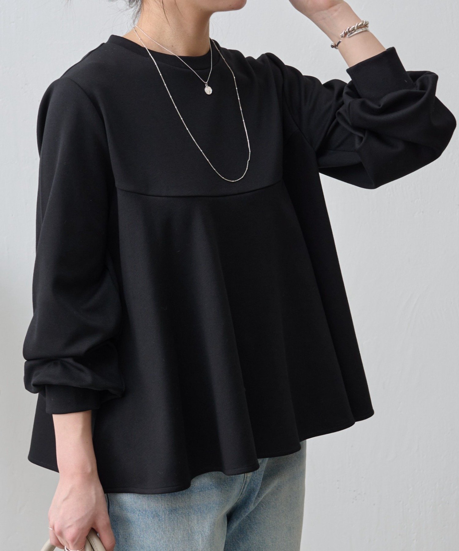 【ビアズリー/BEARDSLEY】のフレアプルオーバー インテリア・キッズ・メンズ・レディースファッション・服の通販 founy(ファニー) ファッション Fashion レディースファッション Fashion for Women トップス・カットソー Cut & Sew Tops カジュアルプルオーバー・ニットトップス Pullovers & Knit Tops / Casual Pullovers カットソー Cut and Sewn Top ギャザー Gathered, Ruffled シンプル Simple, Minimal スリーブ Sleeve, Long Sleeve / Short Sleeve フレア Flare, Flared 再入荷 Restock / Back in Stock ブラック|ID: prp329100004785091 ipo3291000000034737180