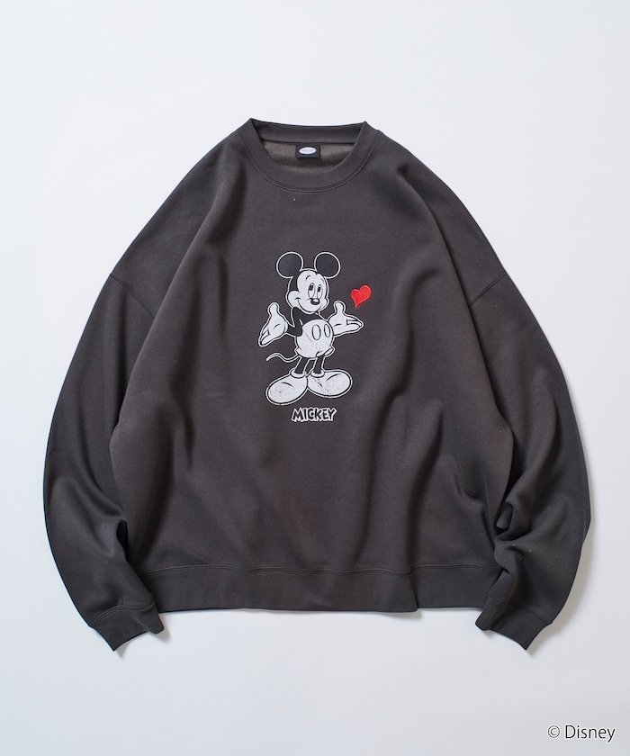 【フリークスストア/FREAK'S STORE】のDISNEY/ディズニー ミッキーマウス/別注 クルーネック プリントスウェット/Heart 【限定展開】 25AW インテリア・キッズ・メンズ・レディースファッション・服の通販 founy(ファニー) 　ファッション　Fashion　レディースファッション　Fashion for Women　トップス・カットソー　Cut & Sew Tops　レディースパーカー・カジュアルフーディー　Casual Hoodies & Sweatshirts　スウェット・クルーネックトップス　Sweatshirts & Crewnecks / Relaxed Fit Sweat Tops　カーゴパンツ　Cargo Pants, Utility Pants　キャラクター　Character, Licensed Characters　グラフィック　Graphic, Graphic Design　シンプル　Simple, Minimal　スウェット / スエット　Sweatshirt, Sweatwear　デニム　Denim, Jeans Material　定番　Standard, Basic Item　ビッグ　Big, Oversized　フィット　Fit, Slim Fit　プリント　Print, Printed Pattern　ボトム　Bottoms, Lower Wear　別注　Limited Edition, Custom Order　リラックス　Relax, Relaxed Fit　A/W・秋冬　Autumn/Winter　冬　Winter / This Winter　おすすめ　Recommended / Our Picks　2025年　2025　2025-2026秋冬・A/W　Autumn/Winter 2025–26 AW25–26　スミクロ|ID: prp329100004785174 ipo3291000000035218819