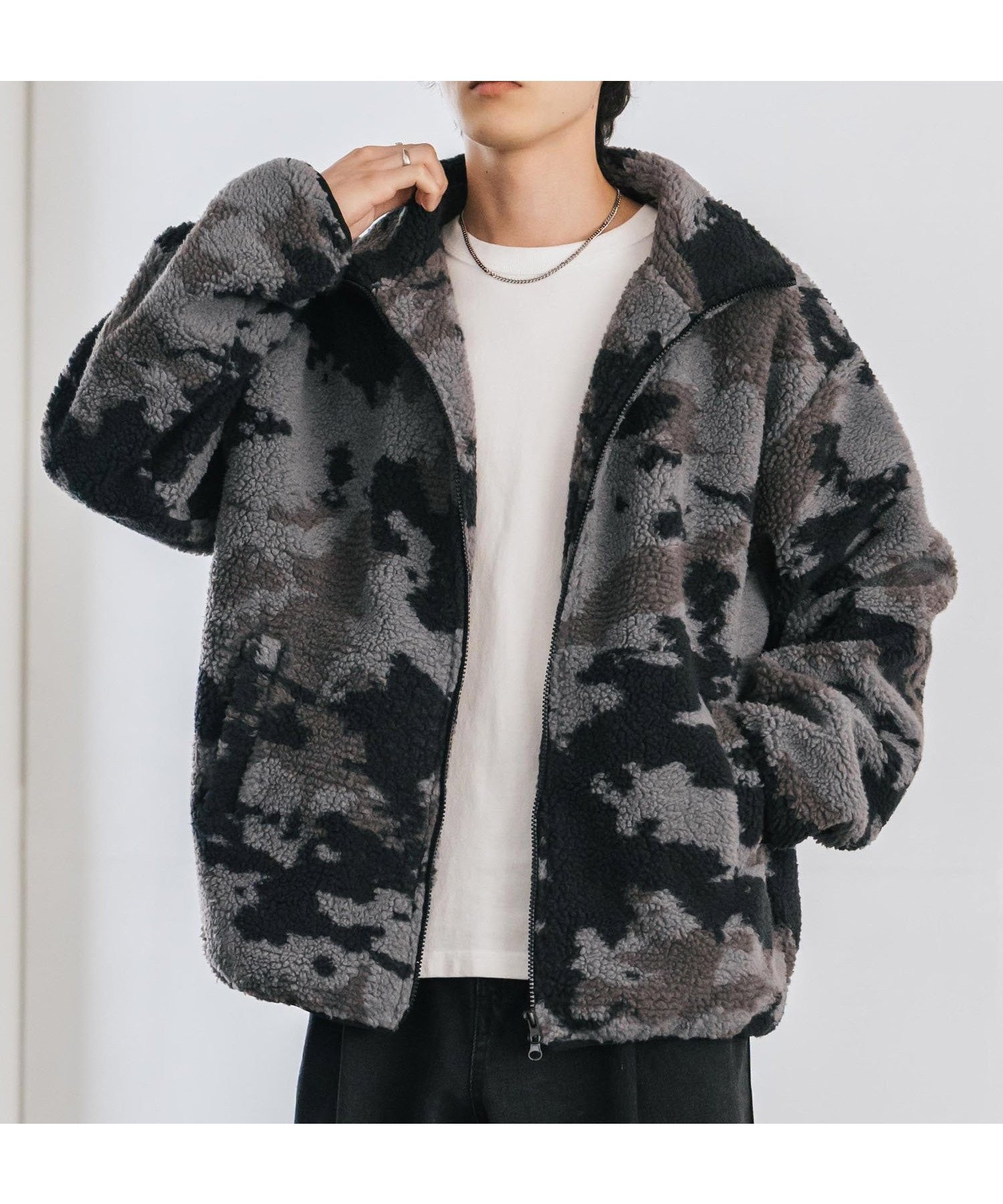 【ロッキーモンロー/Rocky Monroe】のオーバーサイズ袖ライン配色切替スタンドネックボアブルゾン インテリア・キッズ・メンズ・レディースファッション・服の通販 founy(ファニー) ファッション Fashion レディースファッション Fashion for Women アウター Coat / Outerwear Collection ブルゾンジャケット・スポーティアウター Blouson Jackets アウトドア Outdoor Clothing インナー Innerwear カットソー Cut and Sewn Top 切替 Switching, Contrast Panel シンプル Simple, Minimal ジップ Zip, Zipper ジャケット Jacket, Outerwear スウェット / スエット Sweatshirt, Sweatwear バルーン Balloon, Balloon Silhouette パイピング Piping, Trim Design パーカー Hoodie, Parka ビッグ Big, Oversized ボックス Boxy, Box Shape 防寒 Cold Protection, Winter-Ready メンズ Men's, Menswear リラックス Relax, Relaxed Fit ルーズ Loose, Oversized 再入荷 Restock / Back in Stock おすすめ Recommended / Our Picks カモ|ID: prp329100004785223 ipo3291000000034841582