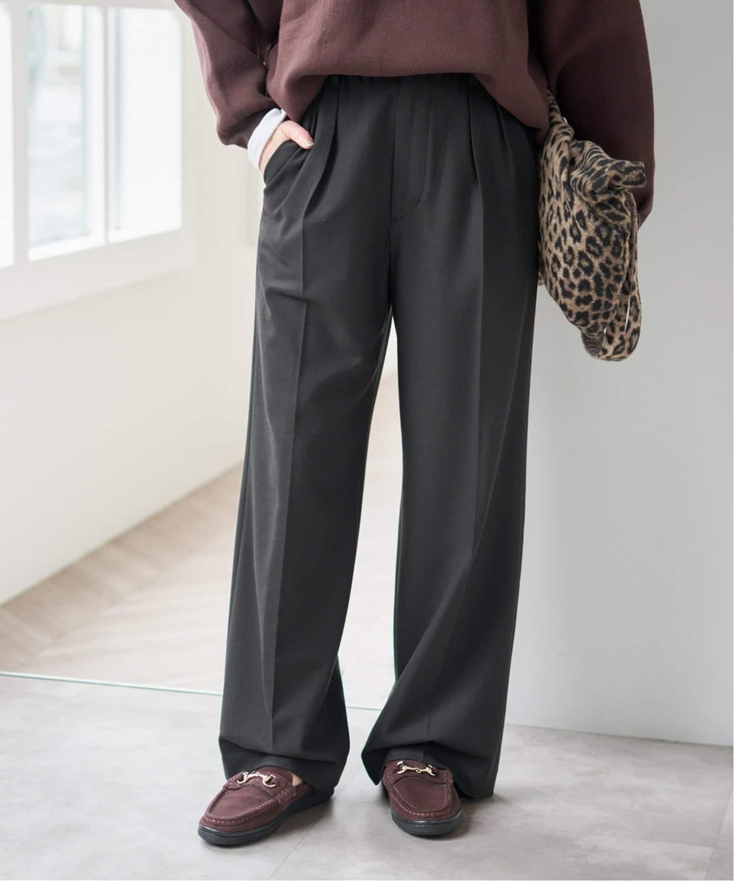 【スピック&スパン/Spick & Span】の裏起毛ジョーゼットタックイージーパンツ インテリア・キッズ・メンズ・レディースファッション・服の通販 founy(ファニー) 　ファッション　Fashion　レディースファッション　Fashion for Women　パンツ　Pants & Trousers　ウォーム　Warm Fabric　スピンドル　Spindle, Drawcord　リラックス　Relax, Relaxed Fit　エレガント 上品　Elegant　冬　Winter / This Winter　ブラック|ID: prp329100004785277 ipo3291000000034782758