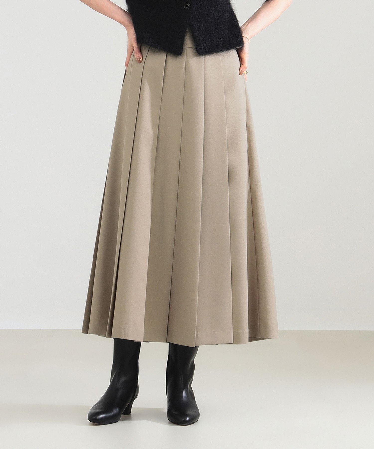 【デミルクス ビームス/Demi-Luxe BEAMS】のアシンメトリー プリーツスカート 25AW インテリア・キッズ・メンズ・レディースファッション・服の通販 founy(ファニー) 　ファッション　Fashion　レディースファッション　Fashion for Women　スカート　Skirts　プリーツスカート / 上品フェミニンスタイル　Pleated Skirts　2025年　2025　2025-2026秋冬・A/W　Autumn/Winter 2025–26 AW25–26　おすすめ　Recommended / Our Picks　アシンメトリー　Asymmetrical Style　コンパクト　Compact, Small Size　フィット　Fit, Slim Fit　プリーツ　Pleats, Pleated　A/W・秋冬　Autumn/Winter　BEIGE|ID: prp329100004785336 ipo3291000000034738285