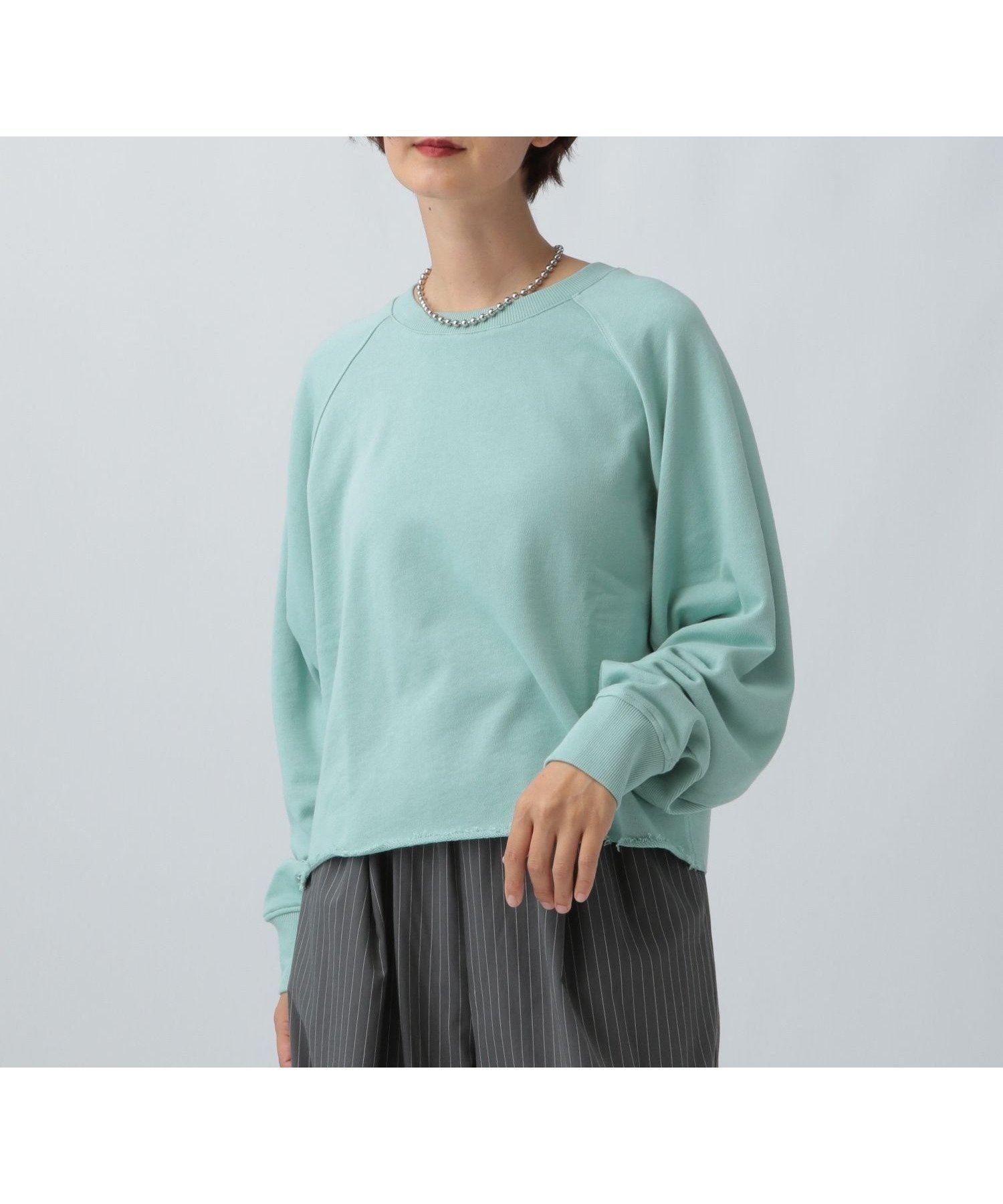 【レプシィム ローリーズファーム/LEPSIM LOWRYS FARM】のラグランショートプルオーバー インテリア・キッズ・メンズ・レディースファッション・服の通販 founy(ファニー) ファッション Fashion レディースファッション Fashion for Women トップス・カットソー Cut & Sew Tops カジュアルプルオーバー・ニットトップス Pullovers & Knit Tops / Casual Pullovers カットオフ Cut-Off Design コンパクト Compact, Small Size ショート Short, Short Length ワイド Wide, Wide Fit ライトブルーグリーン85|ID: prp329100004785341 ipo3291000000034849583