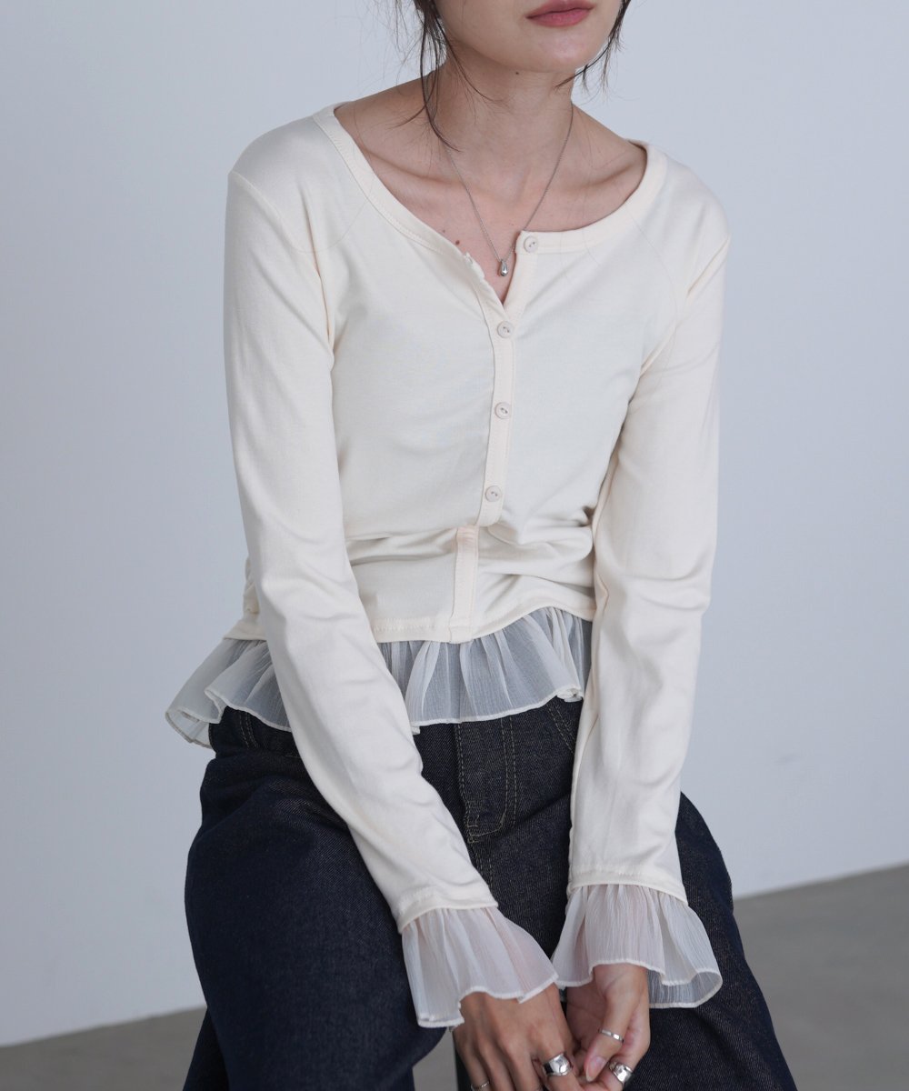 【バブ ブージュルード/Bab Bou Jeloud】の裾フリルヘンリーネックカットソー 人気、トレンドファッション・服の通販 founy(ファニー) 　ファッション　Fashion　レディースファッション　Fashion for Women　トップス・カットソー　Cut & Sew Tops　カットソー・ベーシックTシャツ　Cut-and-Sewn Tops / Stretch Tees & Basics　インナー　Innerwear　シンプル　Simple, Minimal　スマート　Smart, Elegant　スラックス　Slacks, Dress Pants　チェック　Check, Plaid, Tartan　デニム　Denim, Jeans Material　なめらか　Smooth, Silky Texture　フェミニン　Feminine, Girly　フリル　Frill, Ruffle　フレア　Flare, Flared　フロント　Front, Front Design　再入荷　Restock / Back in Stock　おすすめ　Recommended / Our Picks　 other-1|ID: prp329100004785353 ipo3291000000035034225