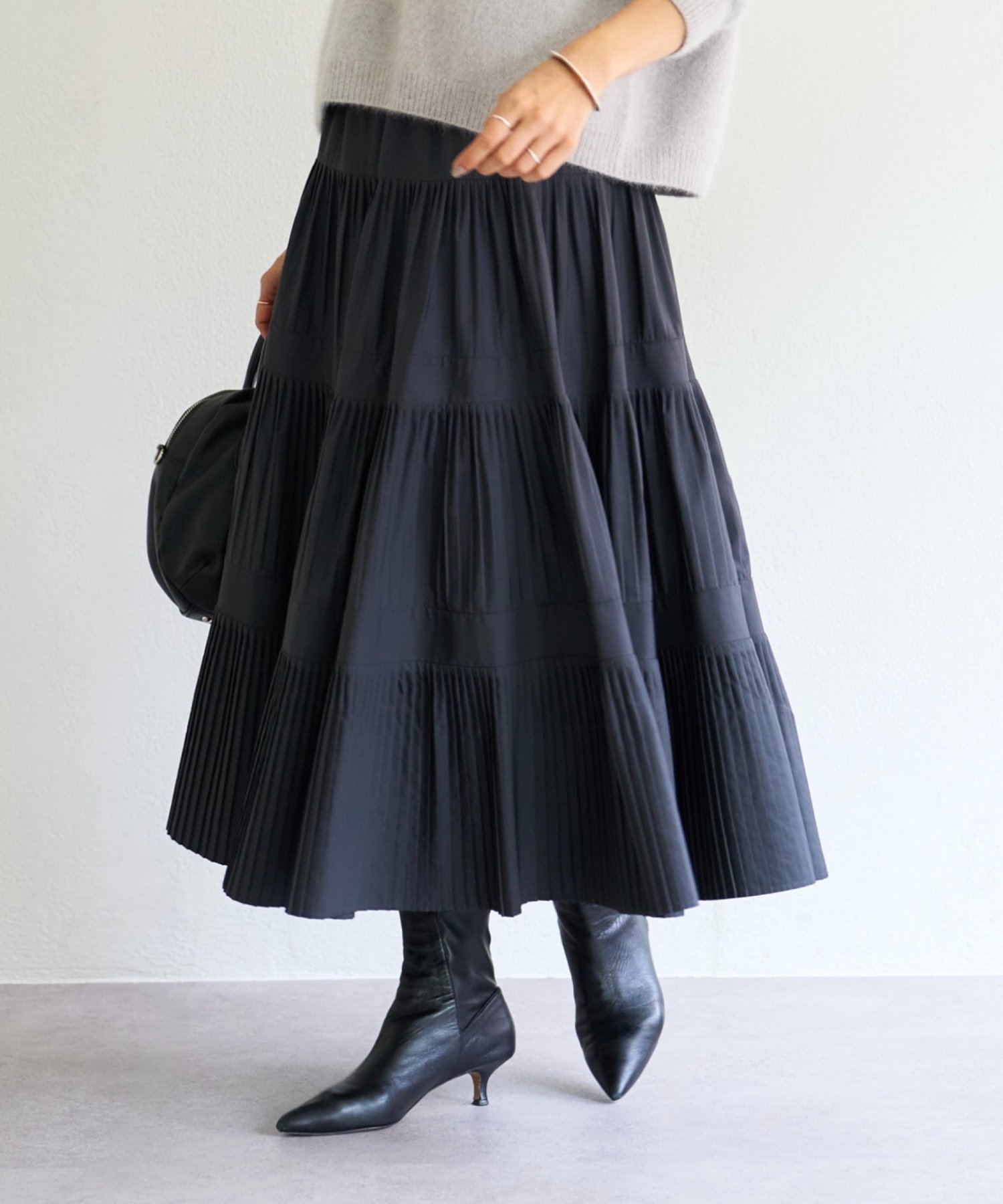 【ビアズリー/BEARDSLEY】のプリーツティアードスカート インテリア・キッズ・メンズ・レディースファッション・服の通販 founy(ファニー) ファッション Fashion レディースファッション Fashion for Women スカート Skirts ティアードスカート Tiered Skirts おすすめ Recommended / Our Picks カットソー Cut and Sewn Top フェミニン Feminine, Girly ブルゾン Blouson, Bomber Jacket プリーツ Pleats, Pleated エレガント 上品 Elegant ダークグレー|ID: prp329100004785361 ipo3291000000034738412