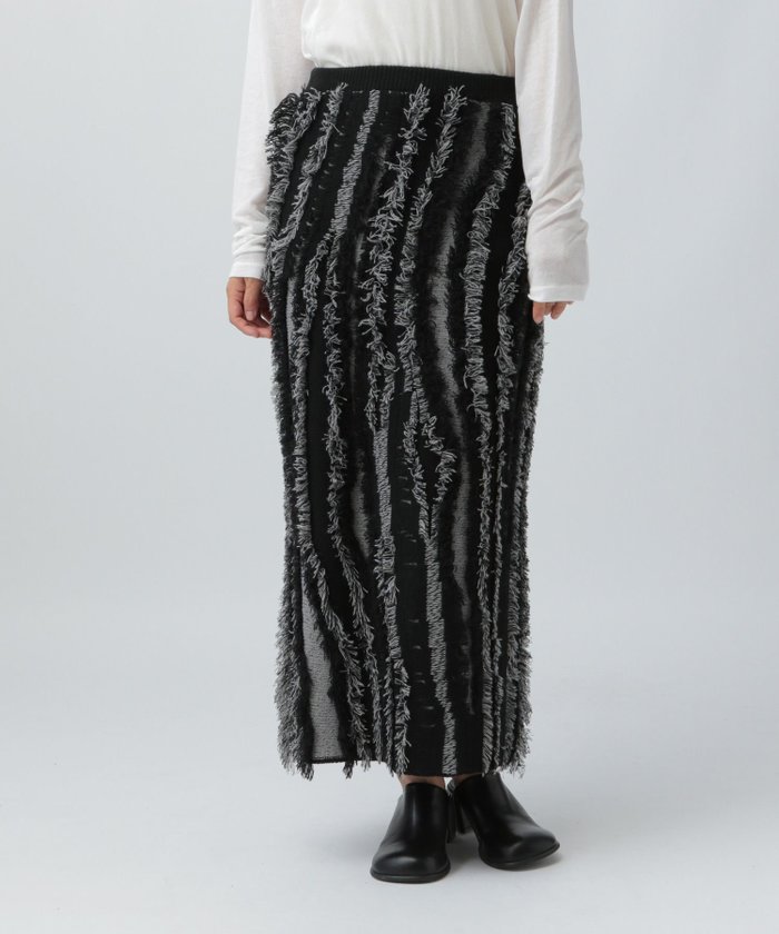 【レプシィム ローリーズファーム/LEPSIM LOWRYS FARM】の7ゲージフリンジニットスカート インテリア・キッズ・メンズ・レディースファッション・服の通販 founy(ファニー) https://founy.com/ ファッション Fashion レディースファッション Fashion for Women スカート Skirts スウェット / スエット Sweatshirt, Sweatwear フリンジ Fringe, Tassel ベーシック Basic, Essential |ID: prp329100004785408 ipo3291000000035188624