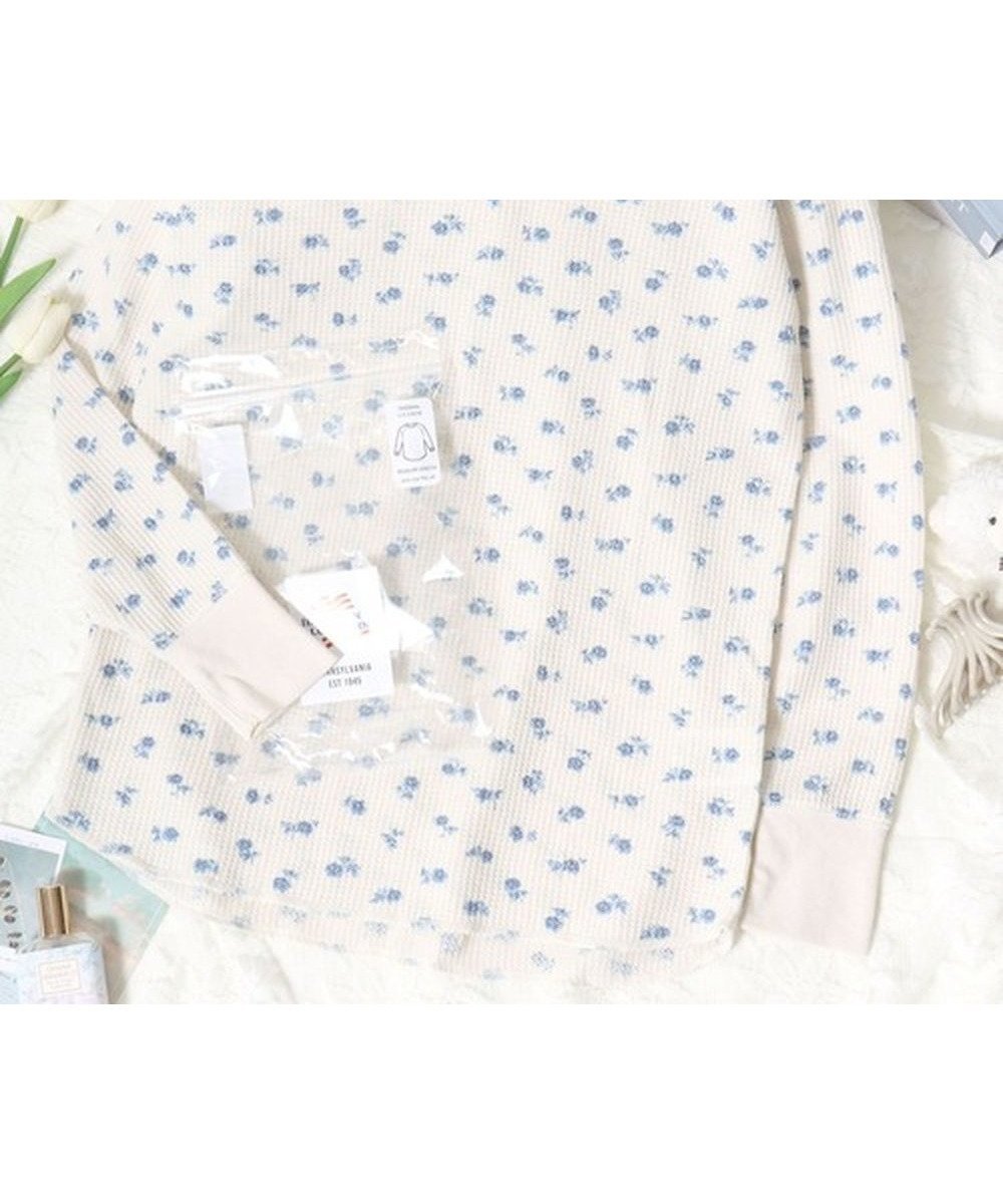 【サロン ハミュー/salong hameu】のJEMORGAN ジェーイーモーガン 花柄 総柄 ワッフル 長袖 Tシャツ レディース サーマル ロンT インテリア・キッズ・メンズ・レディースファッション・服の通販 founy(ファニー) 　ファッション　Fashion　レディースファッション　Fashion for Women　トップス・カットソー　Cut & Sew Tops　シャツ・ブラウス・オフィスカジュアル　Elegant Blouses & Button-Ups　ロングTシャツ・Tシャツ　Longline T-Shirts & Tees　花柄・フラワープリント・モチーフ　Floral Prints & Motifs / Flower Pattern Tops　アウトドア　Outdoor Clothing　インナー　Innerwear　春　Spring　カーゴパンツ　Cargo Pants, Utility Pants　キャミワンピース　Cami Dress, Slip Dress　サーマル　Thermal, Waffle Knit　シンプル　Simple, Minimal　ジャケット　Jacket, Outerwear　スニーカー　Sneakers, Trainers　スパンコール　Sequins, Sequin Embellishment　スポーツ　Sports, Activewear　スリーブ　Sleeve, Long Sleeve / Short Sleeve　ダウン　Down, Puffer　デニム　Denim, Jeans Material　人気　Popular, Best Seller　長袖　Long Sleeve, Full Sleeve　バレエ　Ballet, Ballet Style　ビスチェ　Bustier, Corset Top　フィット　Fit, Slim Fit　フリル　Frill, Ruffle　プリント　Print, Printed Pattern　ベスト　Vest, Waistcoat　レース　Lace, Lace Fabric　ロング　Long, Long-Length　ホワイト系3|ID: prp329100004785446 ipo3291000000034788843