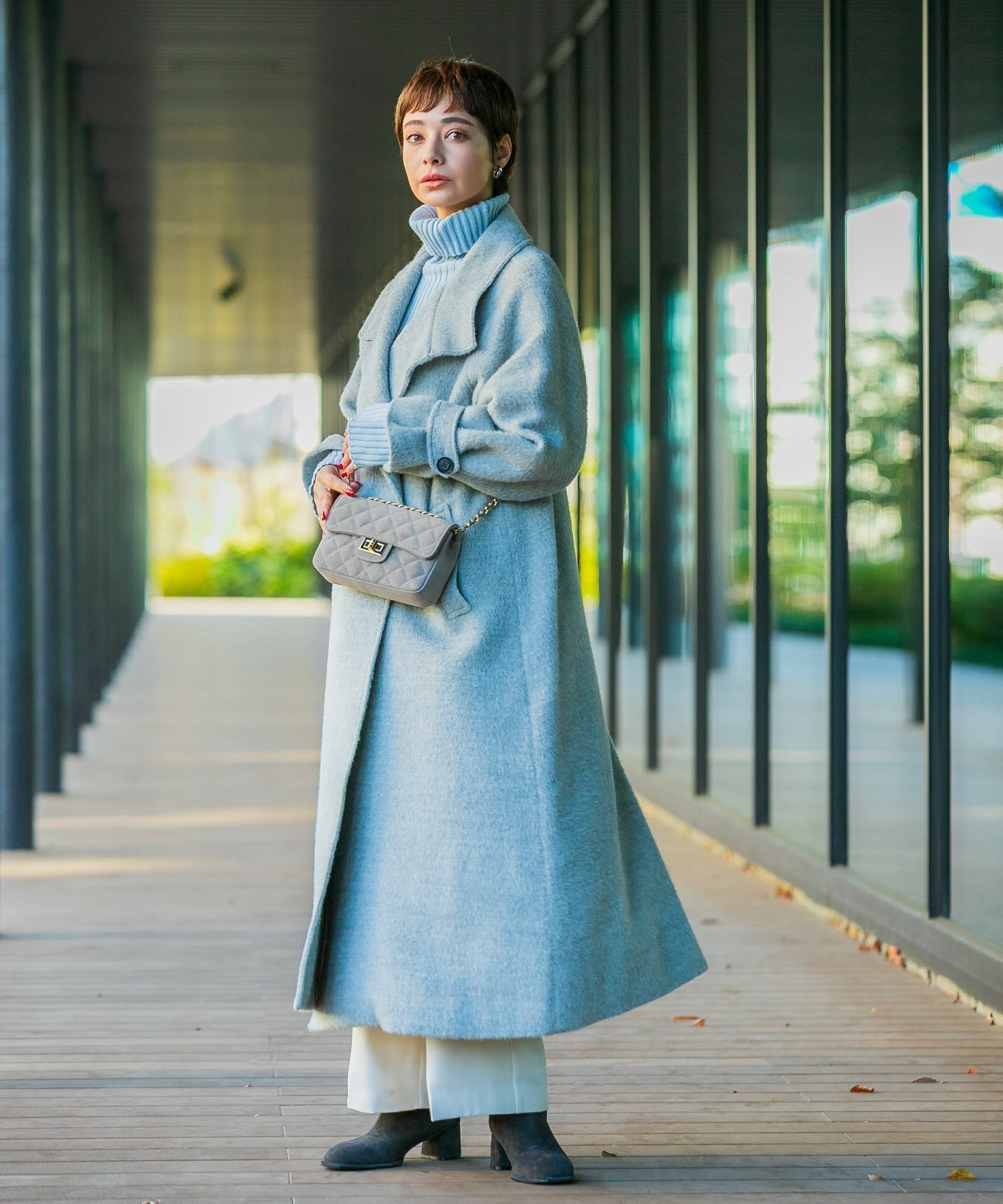 【アーバンリサーチ ロッソ/URBAN RESEARCH ROSSO】のアルパカ混シャギースタンドコート インテリア・キッズ・メンズ・レディースファッション・服の通販 founy(ファニー) 　ファッション　Fashion　レディースファッション　Fashion for Women　アウター　Coat / Outerwear Collection　コート・ロングコート・ピーコート　Long Coats, Peacoats & More　2025年　2025　2025-2026秋冬・A/W　Autumn/Winter 2025–26 AW25–26　冬　Winter / This Winter　キュプラ　Cupro, Eco Fabric　スタンド　Stand Collar, Upright Stand　スリット　Slit, Slit Detail　ロング　Long, Long-Length　エレガント 上品　Elegant　A/W・秋冬　Autumn/Winter　GRAY|ID: prp329100004785510 ipo3291000000035072254