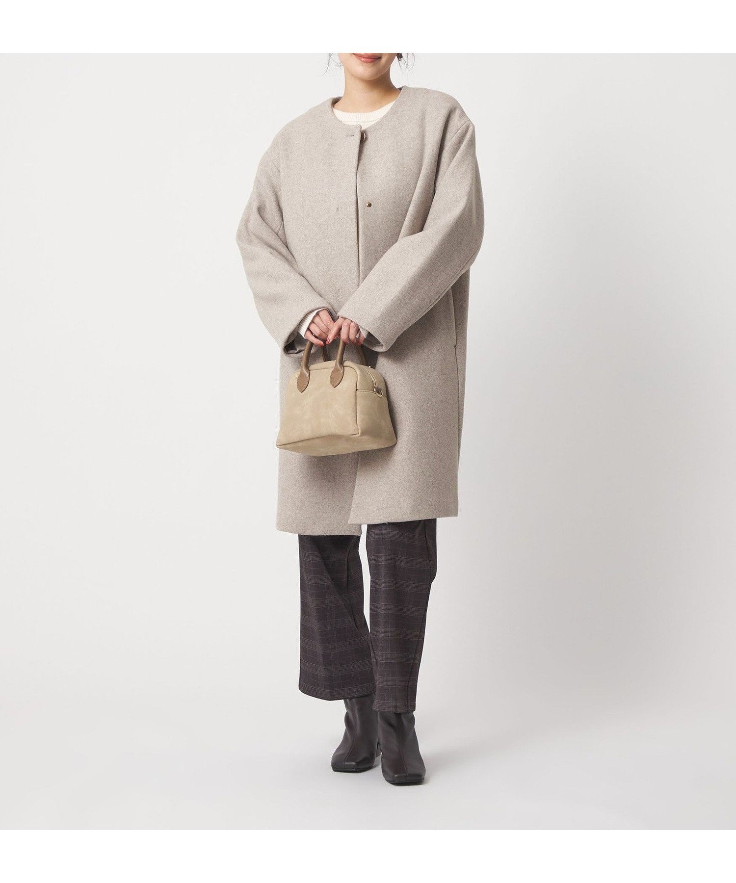 【ユナイテッドアローズ/UNITED ARROWS】のカシミヤブレンド ノーカラーコート A DAY IN THE LIFE インテリア・キッズ・メンズ・レディースファッション・服の通販 founy(ファニー) 　ファッション　Fashion　レディースファッション　Fashion for Women　アウター　Coat / Outerwear Collection　コート・ロングコート・ピーコート　Long Coats, Peacoats & More　クラシカル　Classical, Vintage-Inspired　シンプル　Simple, Minimal　ストール　Stole, Wrap　チェック　Check, Plaid, Tartan　トレンド　Trend, Trending Now　なめらか　Smooth, Silky Texture　バランス　Balance, Style Balance　マフラー　Scarf, Muffler　メタル　Metal, Metal Parts　メルトン　Melton, Heavy Wool　A/W・秋冬　Autumn/Winter　アウトレット　Outlet / Clearance　エレガント 上品　Elegant　ビジネス 仕事 通勤　Business / Work / Commuting　NATURAL|ID: prp329100004785535 ipo3291000000034739107