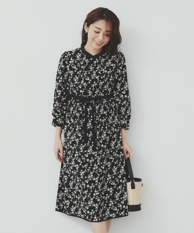 【インデックス/INDEX】のミニフラワープリント バイカラーワンピース【洗濯機洗い可/イージーアイロン/防シワ】 インテリア・キッズ・メンズ・レディースファッション・服の通販 founy(ファニー) ファッション Fashion レディースファッション Fashion for Women ワンピース Dresses シンプル Simple, Minimal スマート Smart, Elegant ポケット Pocket, Pocket Detail リボン Ribbon, Bow 無地 Plain, Solid Color ブラック|ID: prp329100004785546 ipo3291000000034929069