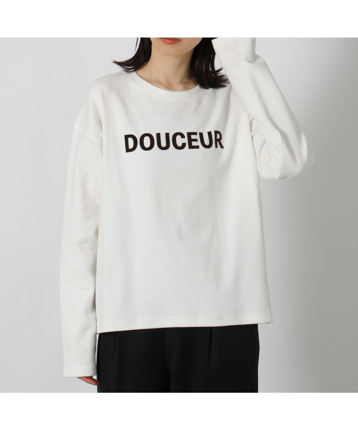 【ラコレ/LAKOLE】のスムースロゴ長袖T インテリア・キッズ・メンズ・レディースファッション・服の通販 founy(ファニー) 　ファッション　Fashion　レディースファッション　Fashion for Women　トップス・カットソー　Cut & Sew Tops　インナー　Innerwear　カットソー　Cut and Sewn Top　カーディガン　Cardigan, Knitwear　フロント　Front, Front Design　リラックス　Relax, Relaxed Fit　長袖　Long Sleeve, Full Sleeve　オフ|ID: prp329100004785704 ipo3291000000034938033