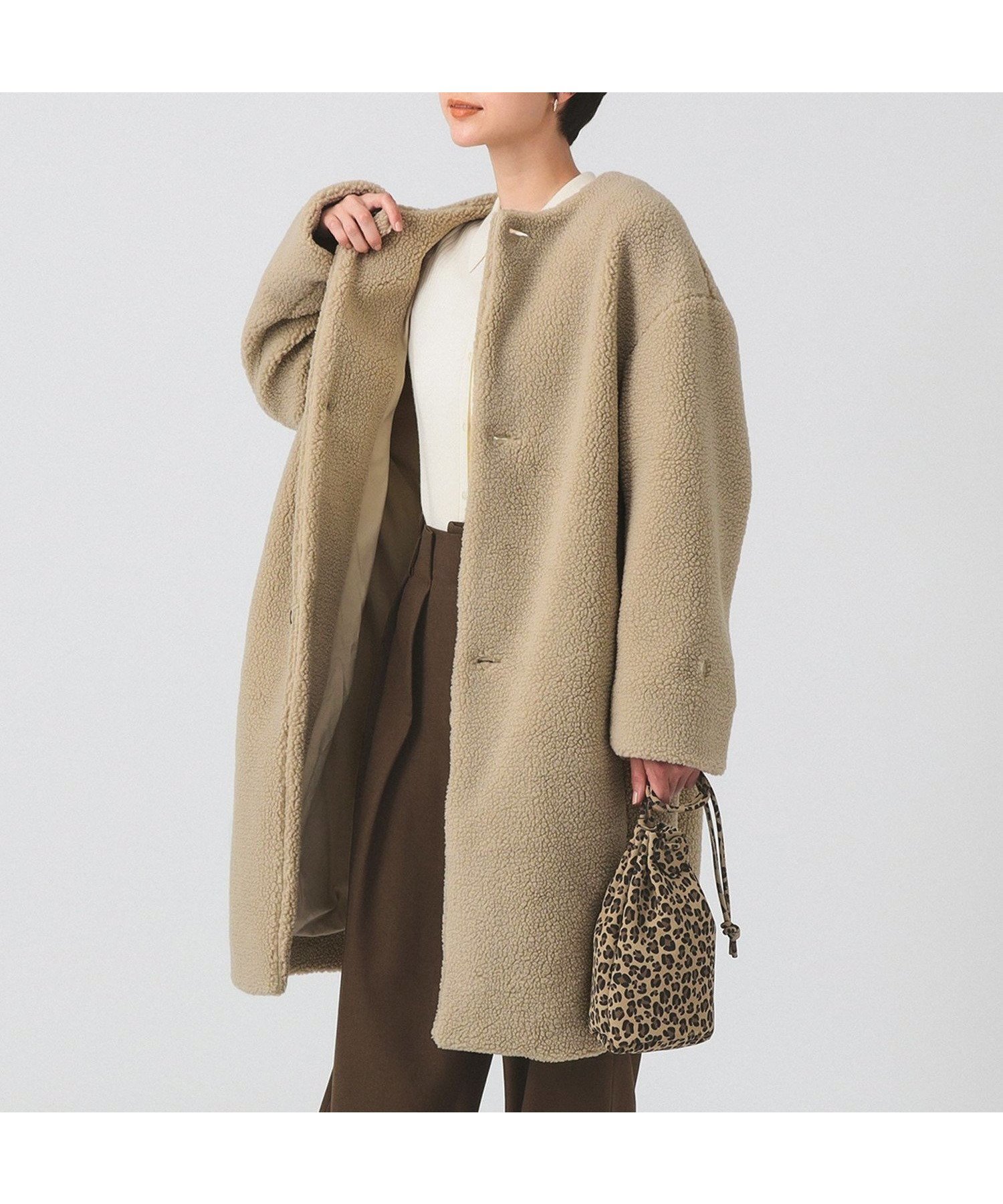 【ビームス ウイメン/BEAMS】の【WEB限定】GYMPHLEX / ボア ノーカラー コート インテリア・キッズ・メンズ・レディースファッション・服の通販 founy(ファニー) ファッション Fashion レディースファッション Fashion for Women アウター Coat / Outerwear Collection コート・ロングコート・ピーコート Long Coats, Peacoats & More インナー Innerwear ウォーム Warm Fabric スウェット / スエット Sweatshirt, Sweatwear タートル Turtleneck, Turtle Collar ハイネック High Neck, Mock Neck ファブリック Fabric, Textile マフラー Scarf, Muffler ロング Long, Long-Length OYSTER_WHITE|ID: prp329100004785779 ipo3291000000034880092