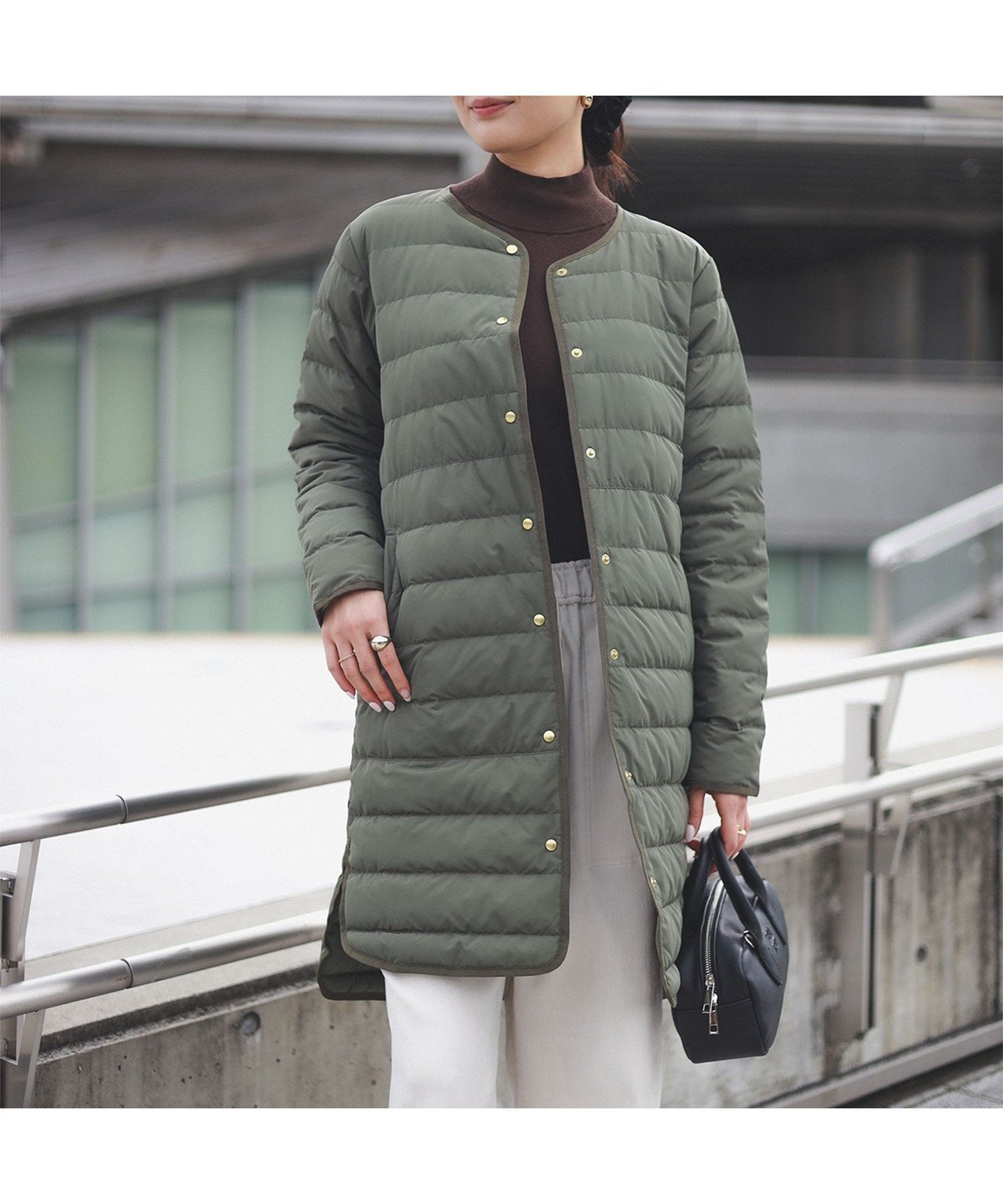 【ビームス ハート/BEAMS HEART】のフレンチ ダウン ロングコート インテリア・キッズ・メンズ・レディースファッション・服の通販 founy(ファニー) 　ファッション　Fashion　レディースファッション　Fashion for Women　アウター　Coat / Outerwear Collection　コート・ロングコート・ピーコート　Long Coats, Peacoats & More　インナー　Innerwear　シンプル　Simple, Minimal　スタイリッシュ　Stylish, Fashionable　スラックス　Slacks, Dress Pants　タイトスカート　Pencil Skirt, Tight Skirt　タートルネック　Turtleneck, High Neck　ダウン　Down, Puffer　チェスターコート　Chester Coat, Long Coat　人気　Popular, Best Seller　ハイネック　High Neck, Mock Neck　フェザー　Feather, Feather Detail　フランス　France, French　フレンチ　French, French Style　マフラー　Scarf, Muffler　ロング　Long, Long-Length　ワイド　Wide, Wide Fit　冬　Winter / This Winter　エレガント 上品　Elegant　OLIVE2|ID: prp329100004785821 ipo3291000000034740214