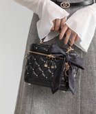 【ランダ/RANDA】の2WAY リボンチャームキルティングバニティバッグ 人気、トレンドファッション・服の通販 founy(ファニー) ファッション Fashion レディースファッション Fashion for Women バッグ Bags キルティング Quilted, Quilting ショルダー Shoulder, Shoulder Strap スカーフ Scarf, Neckwear チャーム Charm, Pendant ハンカチ Handkerchief, Hanky ビジュー Bijou, Jewel-like Accent ベロア Velour, Soft Velvet ポケット Pocket, Pocket Detail ポーチ Pouch, Small Case リップ Lip, Lip Motif リボン Ribbon, Bow エレガント 上品 Elegant 財布 Wallet, Purse thumbnail BLACK|ID: prp329100004785858 ipo3291000000034803332