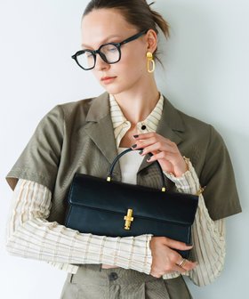 【ユナイテッド ベース/UNITED BASE】の【LA MARGE】【本革】2WAY スクエア ハンド ショルダーバッグ 人気、トレンドファッション・服の通販 founy(ファニー) ファッション Fashion レディースファッション Fashion for Women バッグ Bags クラシカル Classical, Vintage-Inspired クラシック Classic, Timeless Style ショルダー Shoulder, Shoulder Strap スクエア Square, Square Shape スマホ Smartphone, Mobile Device 財布 Wallet, Purse ハンド Hand, Handmade バランス Balance, Style Balance フォルム Silhouette, Form ポケット Pocket, Pocket Detail ポーチ Pouch, Small Case ロング Long, Long-Length エレガント 上品 Elegant 結婚式 Wedding |ID:prp329100004785864