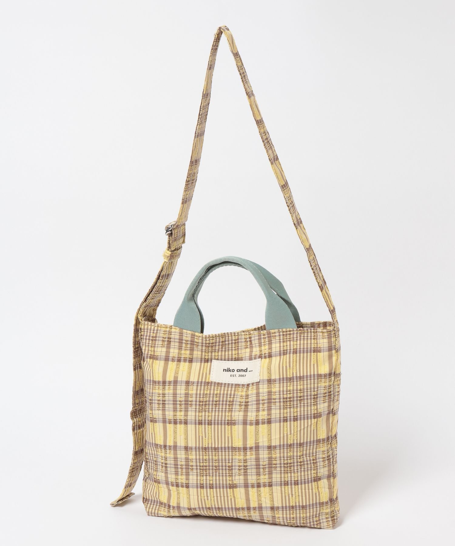【ニコアンド/niko and】のオリジナル2WAYテープトートバッグM インテリア・キッズ・メンズ・レディースファッション・服の通販 founy(ファニー) 　ファッション　Fashion　レディースファッション　Fashion for Women　バッグ　Bags　春　Spring　ショルダー　Shoulder, Shoulder Strap　財布　Wallet, Purse　チェック　Check, Plaid, Tartan　トレンド　Trend, Trending Now　ポケット　Pocket, Pocket Detail　ポーチ　Pouch, Small Case　マグネット　Magnet, Magnetic Closure　リップ　Lip, Lip Motif　レオパード　Leopard, Animal Print　A/W・秋冬　Autumn/Winter　S/S・春夏　SS, Spring/Summer, Warm Season　おすすめ　Recommended / Our Picks　夏　Summer　イエロー|ID: prp329100004785870 ipo3291000000034945516