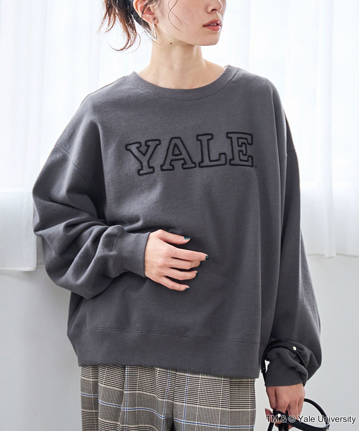 【コーエン/COEN】の2wayアソートカレッジロゴ裏毛スウェット インテリア・キッズ・メンズ・レディースファッション・服の通販 founy(ファニー) ファッション Fashion レディースファッション Fashion for Women トップス・カットソー Cut & Sew Tops レディースパーカー・カジュアルフーディー Casual Hoodies & Sweatshirts スウェット・クルーネックトップス Sweatshirts & Crewnecks / Relaxed Fit Sweat Tops グラフィック Graphic, Graphic Design スウェット / スエット Sweatshirt, Sweatwear スニーカー Sneakers, Trainers デニム Denim, Jeans Material バランス Balance, Style Balance 別注 Limited Edition, Custom Order モチーフ Motif, Design Theme おすすめ Recommended / Our Picks DK.GRAY|ID: prp329100004785876 ipo3291000000034740437