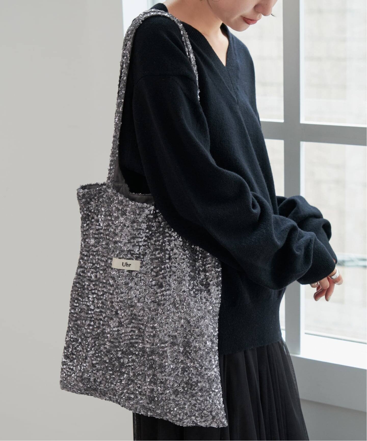 【スピック&スパン/Spick & Span】の《追加2》Uhr/ウーア 別注Spangle Tote Bag 人気、トレンドファッション・服の通販 founy(ファニー) ファッション Fashion レディースファッション Fashion for Women バッグ Bags 春 Spring シルバー Silver, Metallic Silver スパンコール Sequins, Sequin Embellishment スマート Smart, Elegant 人気 Popular, Best Seller 別注 Limited Edition, Custom Order S/S・春夏 SS, Spring/Summer, Warm Season おすすめ Recommended / Our Picks 夏 Summer other-1|ID: prp329100004785880 ipo3291000000034740452