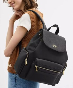 【コーチ/COACH】のオンライン限定【公式】マザーズバッグ バックパック 人気、トレンドファッション・服の通販 founy(ファニー) ファッション Fashion レディースファッション Fashion for Women バッグ Bags アウトレット Outlet / Clearance シューズ Shoes, Footwear ドローストリング Drawstring, Pull Cord ポケット Pocket, Pocket Detail ラップ Wrap, Wrap Design リュック Backpack, Rucksack 財布 Wallet, Purse |ID:prp329100004785899