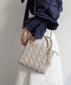 【ランダ/RANDA】の2WAYキルティングバッグ 人気、トレンドファッション・服の通販 founy(ファニー) ファッション Fashion レディースファッション Fashion for Women バッグ Bags キルティング Quilted, Quilting ショルダー Shoulder, Shoulder Strap スクエア Square, Square Shape チェーン Chain, Chain Strap チャーム Charm, Pendant フェミニン Feminine, Girly フォルム Silhouette, Form ポケット Pocket, Pocket Detail エレガント 上品 Elegant thumbnail L.GRAY|ID: prp329100004785904 ipo3291000000034793321