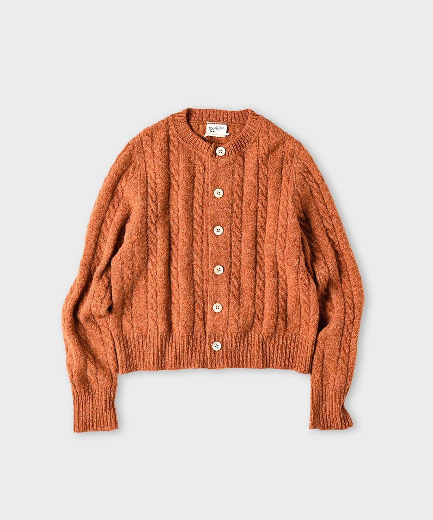 【フォーティファイブ アール/45R】のシェットランドケーブル縮絨のカーディガン インテリア・キッズ・メンズ・レディースファッション・服の通販 founy(ファニー) 　ファッション　Fashion　レディースファッション　Fashion for Women　トップス・カットソー　Cut & Sew Tops　カーディガン・羽織り　Layered Style Cardigans　カーディガン　Cardigan, Knitwear　コンパクト　Compact, Small Size　セーター　Sweater, Knitwear　アカオレンジ|ID: prp329100004785905 ipo3291000000034927740