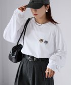 【リベリー/Riberry】のネコ刺繍ラグランロンT 人気、トレンドファッション・服の通販 founy(ファニー) ファッション Fashion レディースファッション Fashion for Women トップス・カットソー Cut & Sew Tops ロングTシャツ・Tシャツ Longline T-Shirts & Tees アニマル Animal Print 春 Spring カーゴパンツ Cargo Pants, Utility Pants シンプル Simple, Minimal スリーブ Sleeve, Long Sleeve / Short Sleeve デニム Denim, Jeans Material 定番 Standard, Basic Item ネコ Cat, Feline Motif 猫 Cat, Kitty ビッグ Big, Oversized ロング Long, Long-Length 楽ちん Easy Fit, Comfortable おすすめ Recommended / Our Picks thumbnail オフホワイト|ID: prp329100004785942 ipo3291000000036217968