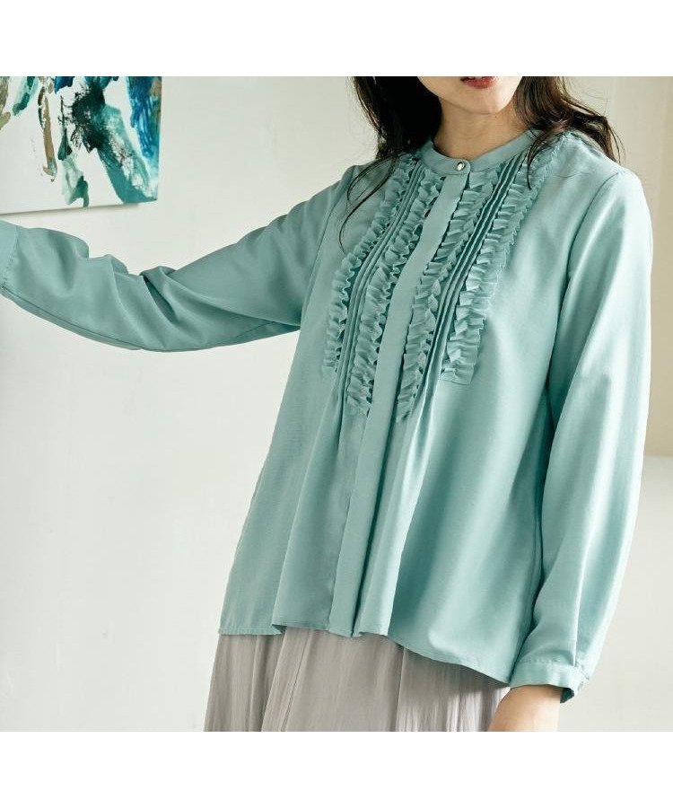 【アンタイトル/UNTITLED】の【1枚で着映え/オンオフ着回し】フリルサテンブラウス インテリア・キッズ・メンズ・レディースファッション・服の通販 founy(ファニー) 　ファッション　Fashion　レディースファッション　Fashion for Women　トップス・カットソー　Cut & Sew Tops　シャツ・ブラウス・オフィスカジュアル　Elegant Blouses & Button-Ups　インナー　Innerwear　カーディガン　Cardigan, Knitwear　サテン　Satin, Glossy Fabric　ジャケット　Jacket, Outerwear　スマート　Smart, Elegant　フリル　Frill, Ruffle　フロント　Front, Front Design　メタル　Metal, Metal Parts　エレガント 上品　Elegant　吸水　Absorbent, Quick-Dry　ミントグリーン|ID: prp329100004785968 ipo3291000000034740893