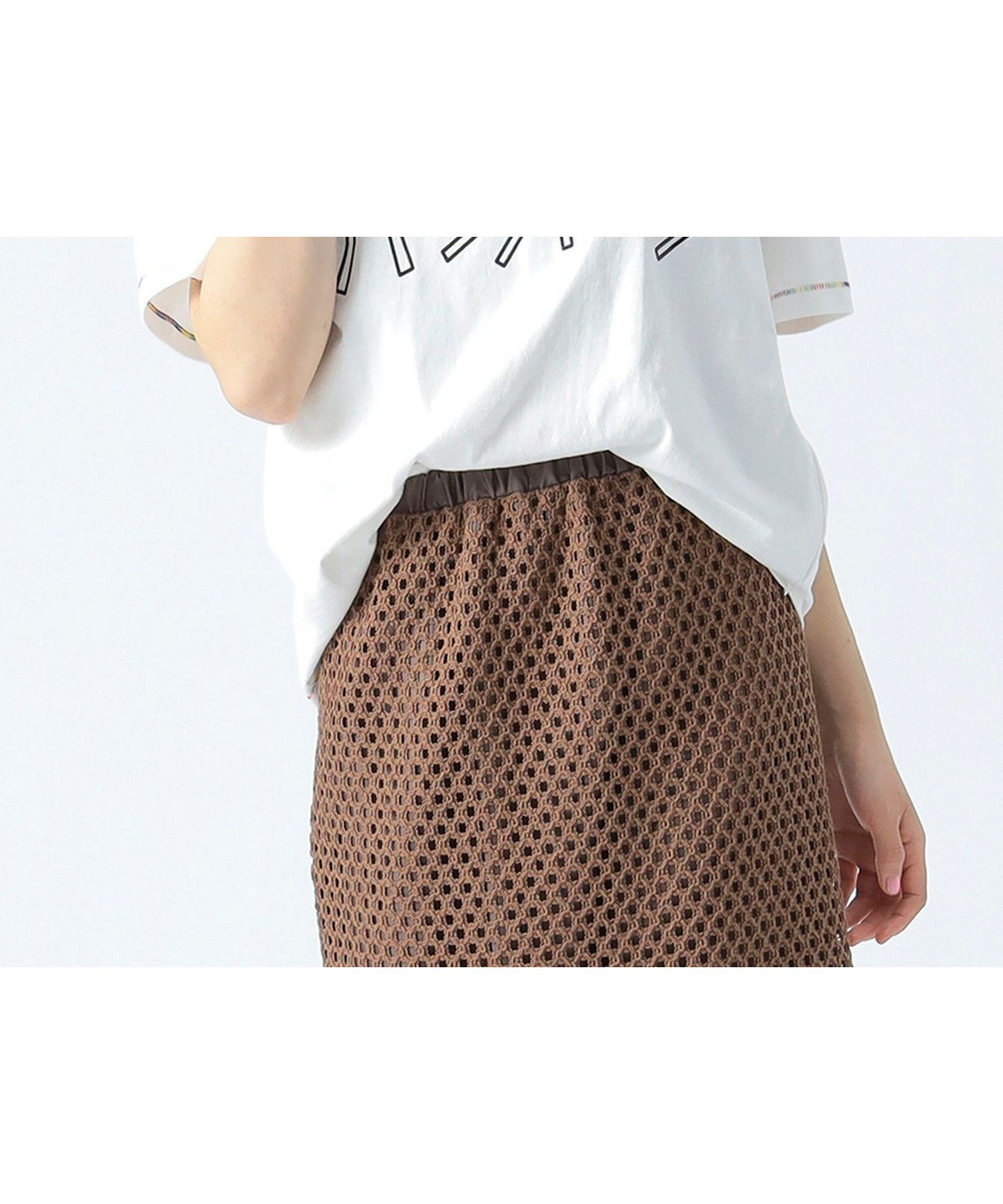 【ビームス ウイメン/BEAMS】の【EXCLUSIVE】ハッピーハンバーグ ロゴ Tシャツ インテリア・キッズ・メンズ・レディースファッション・服の通販 founy(ファニー) ファッション Fashion レディースファッション Fashion for Women トップス・カットソー Cut & Sew Tops シャツ・ブラウス・オフィスカジュアル Elegant Blouses & Button-Ups ロングTシャツ・Tシャツ Longline T-Shirts & Tees おすすめ Recommended / Our Picks アウトドア Outdoor Clothing カラフル Colorful Design フロント Front, Front Design プリント Print, Printed Pattern OFF WHITE|ID: prp329100004786000 ipo3291000000034741023