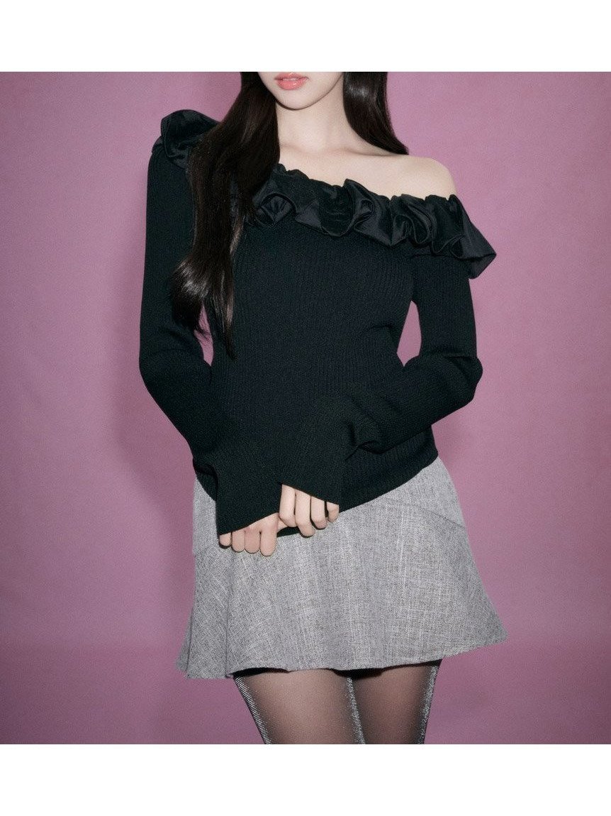 【スナイデル/SNIDEL】のシアーフリルニットプルオーバー【カンヘウォン着用】 インテリア・キッズ・メンズ・レディースファッション・服の通販 founy(ファニー) 　ファッション　Fashion　レディースファッション　Fashion for Women　トップス・カットソー　Cut & Sew Tops　ニット　Knit Tops & Sweaters　カジュアルプルオーバー・ニットトップス　Pullovers & Knit Tops / Casual Pullovers　ウェーブ　Wavy Pattern　エレガント 上品　Elegant　今季　This Season, Current Season　シルク　Silk, 100% Silk　ストレート　Straight, Straight Cut　スマート　Smart, Elegant　バルーン　Balloon, Balloon Silhouette　バレエ　Ballet, Ballet Style　フィット　Fit, Slim Fit　フリル　Frill, Ruffle　ミックス　Mix, Mixed Style　モノトーン　Monotone, Black and White　ラウンド　Round, Round Neck　リブニット　Rib Knit, Ribbed Knit　おすすめ　Recommended / Our Picks　BLK[009]|ID: prp329100004786027 ipo3291000000034741123