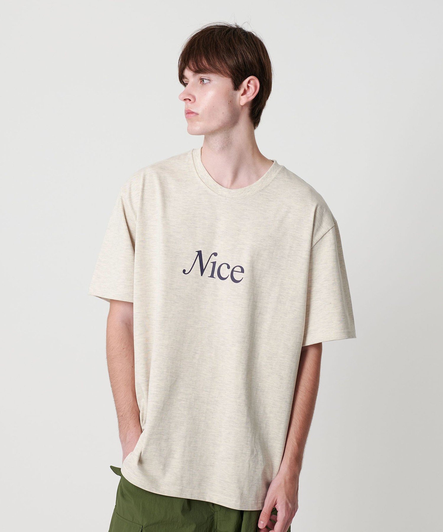【ビューティ&ユース ユナイテッドアローズ/BEAUTY&YOUTH / UNITED ARROWS】のNICE WEATHER SIGNATURE Tシャツ インテリア・キッズ・メンズ・レディースファッション・服の通販 founy(ファニー) 　ファッション　Fashion　レディースファッション　Fashion for Women　トップス・カットソー　Cut & Sew Tops　シャツ・ブラウス・オフィスカジュアル　Elegant Blouses & Button-Ups　ロングTシャツ・Tシャツ　Longline T-Shirts & Tees　シンプル　Simple, Minimal　定番　Standard, Basic Item　フロント　Front, Front Design　NATURAL|ID: prp329100004786028 ipo3291000000035206071