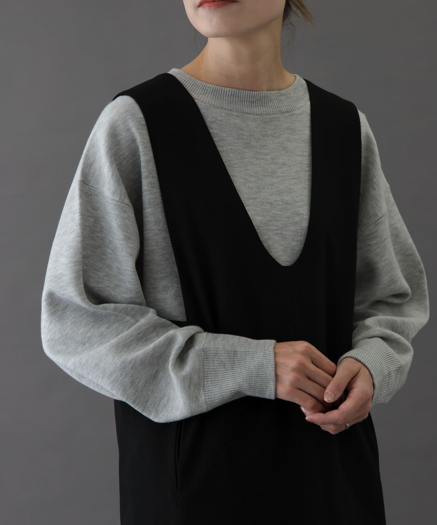 【アーバンリサーチ ドアーズ/URBAN RESEARCH DOORS】のFORK SPOON ダブルフェイスクルーネックニット インテリア・キッズ・メンズ・レディースファッション・服の通販 founy(ファニー) 　ファッション　Fashion　レディースファッション　Fashion for Women　トップス・カットソー　Cut & Sew Tops　ニット　Knit Tops & Sweaters　2025年　2025　2025-2026秋冬・A/W　Autumn/Winter 2025–26 AW25–26　冬　Winter / This Winter　シンプル　Simple, Minimal　ダブル　Double, Double-Breasted　バランス　Balance, Style Balance　フェイス　Face, Facial Design　フラット　Flat, Flat Shoes　ベーシック　Basic, Essential　モダン　Modern, Contemporary　ワイド　Wide, Wide Fit　定番　Standard, Basic Item　A/W・秋冬　Autumn/Winter　TOP GRAY|ID: prp329100004786071 ipo3291000000035001932