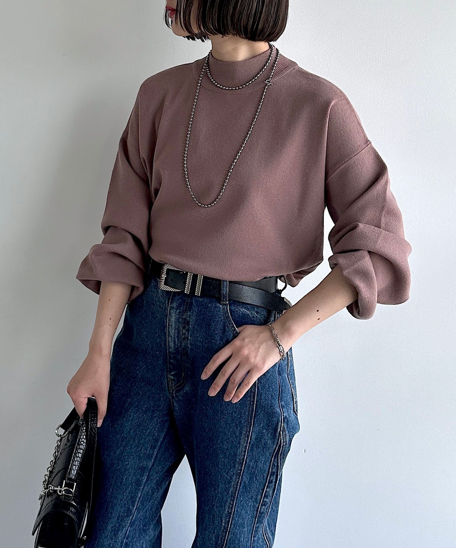 【ページボーイ/PAGEBOY】のハイネックボリュームニット インテリア・キッズ・メンズ・レディースファッション・服の通販 founy(ファニー) 　ファッション　Fashion　レディースファッション　Fashion for Women　トップス・カットソー　Cut & Sew Tops　ニット　Knit Tops & Sweaters　洗える　Machine Washable　ショルダー　Shoulder, Shoulder Strap　スリット　Slit, Slit Detail　ドロップ　Drop Shoulder, Dropped Style　定番　Standard, Basic Item　人気　Popular, Best Seller　フロント　Front, Front Design　ベーシック　Basic, Essential　冬　Winter / This Winter　再入荷　Restock / Back in Stock　プチプライス・低価格　Affordable / Budget Price　モカ59|ID: prp329100004786099 ipo3291000000034773727