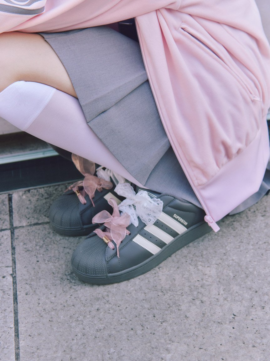 【スナイデル/SNIDEL】の【adidas Originals】SUPERSTAR II SNIDEL インテリア・キッズ・メンズ・レディースファッション・服の通販 founy(ファニー) 　ファッション　Fashion　レディースファッション　Fashion for Women　クラシカル　Classical, Vintage-Inspired　吸水　Absorbent, Quick-Dry　ジャケット　Jacket, Outerwear　スマート　Smart, Elegant　トレンド　Trend, Trending Now　別注　Limited Edition, Custom Order　おすすめ　Recommended / Our Picks　DGRY[008]|ID: prp329100004786105 ipo3291000000034934283