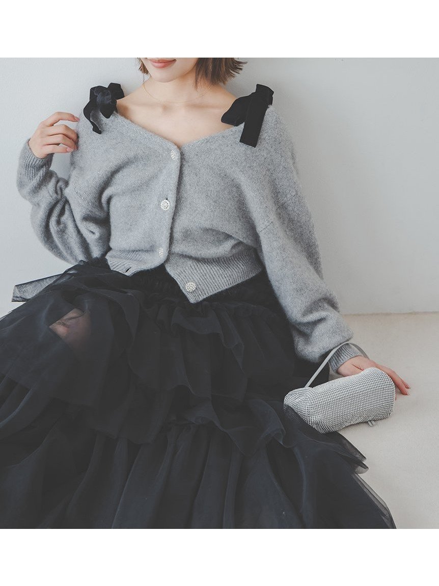 【スナイデル/SNIDEL】のフォックスビジューカーディガン インテリア・キッズ・メンズ・レディースファッション・服の通販 founy(ファニー) 　ファッション　Fashion　レディースファッション　Fashion for Women　トップス・カットソー　Cut & Sew Tops　カーディガン・羽織り　Layered Style Cardigans　ウェーブ　Wavy Pattern　今季　This Season, Current Season　ストレート　Straight, Straight Cut　スマート　Smart, Elegant　人気　Popular, Best Seller　バランス　Balance, Style Balance　フィット　Fit, Slim Fit　フォックス　Fox, Fox Fur　フロント　Front, Front Design　リュクス　Luxury, Elegant, High-End, Chic　おすすめ　Recommended / Our Picks　ホリデーシーズン　Holiday Season　GRY[006]|ID: prp329100004786126 ipo3291000000035209270