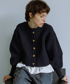 【アダム エ ロペ/ADAM ET ROPE'】の【WEB限定】ペプラムコンビニットカーディガン 人気、トレンドファッション・服の通販 founy(ファニー) ファッション Fashion レディースファッション Fashion for Women トップス・カットソー Cut & Sew Tops ニット Knit Tops & Sweaters カーディガン・羽織り Layered Style Cardigans 畦 Ribbed Knit カーディガン Cardigan, Knitwear クロップド Cropped, Short Length スラックス Slacks, Dress Pants スリーブ Sleeve, Long Sleeve / Short Sleeve タフタ Taffeta, Structured Fabric デニム Denim, Jeans Material フォルム Silhouette, Form フロント Front, Front Design ペプラム Peplum, Flared Hem ボトム Bottoms, Lower Wear ポケット Pocket, Pocket Detail 楽ちん Easy Fit, Comfortable ワイド Wide, Wide Fit おすすめ Recommended / Our Picks 2025年 2025 2025-2026秋冬・A/W Autumn/Winter 2025–26 AW25–26 |ID:prp329100004786143