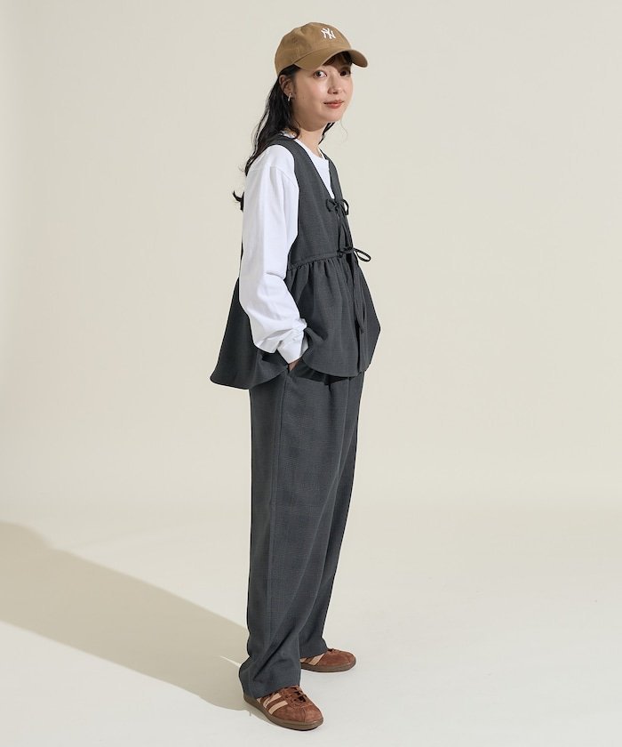 【フリークスストア/FREAK'S STORE】の【セットアイテム】LANATEC ベスト セットアップ/ビスチェセット 25AW インテリア・キッズ・メンズ・レディースファッション・服の通販 founy(ファニー) ファッション Fashion レディースファッション Fashion for Women アウター Coat / Outerwear Collection トップス・カットソー Cut & Sew Tops ベスト&ジレ / 重ね着スタイル Vests & Gilets ビスチェ Bustiers & Corset Tops / Layered Bustier Style 2025年 2025 2025-2026秋冬・A/W Autumn/Winter 2025–26 AW25–26 冬 Winter / This Winter ギャザー Gathered, Ruffled スラックス Slacks, Dress Pants セットアップ Set-Up, Coordinated Outfit チェック Check, Plaid, Tartan ベスト Vest, Waistcoat ペプラム Peplum, Flared Hem 洗える Machine Washable 無地 Plain, Solid Color A/W・秋冬 Autumn/Winter チャコールグレー|ID: prp329100004786219 ipo3291000000034741910
