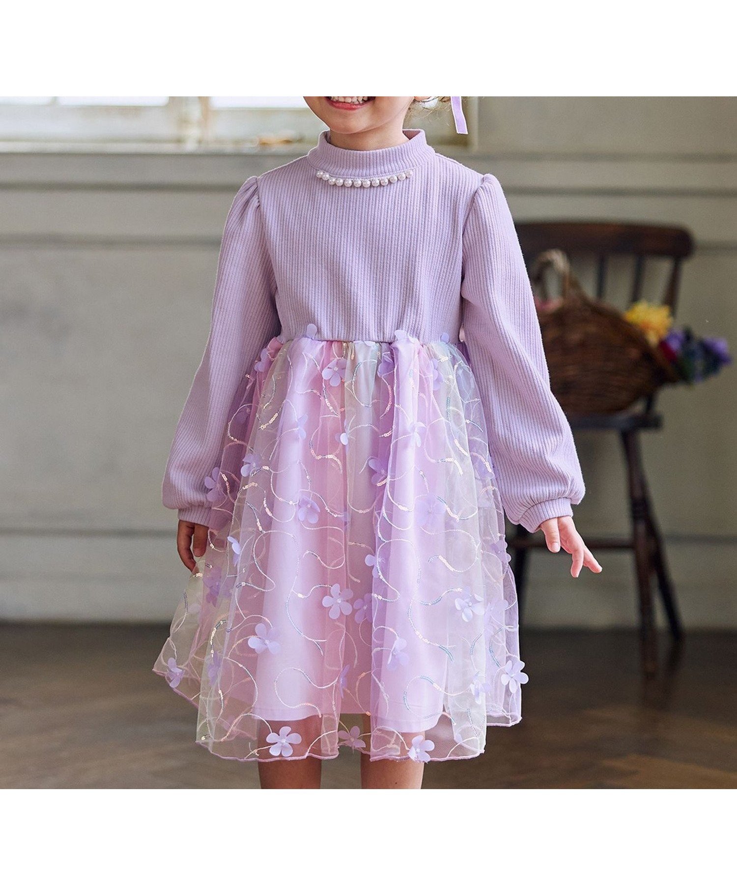 【エニー/ANY / KIDS】のフラワーチュール ドッキングワンピース インテリア・キッズ・メンズ・レディースファッション・服の通販 founy(ファニー) 　ファッション　Fashion　キッズファッション　Fashion for Kids　ワンピース　Dresses　クリスマス X'mas　Christmas / X'mas　スパンコール　Sequins, Sequin Embellishment　チュール　Tulip, Tulip Motif　ドッキング　Docking, Mixed Material　パール　Pearl, Pearl Accent　ポケット　Pocket, Pocket Detail　モチーフ　Motif, Design Theme　エレガント 上品　Elegant　冬　Winter / This Winter　レインボー[882]|ID: prp329100004786320 ipo3291000000035043690