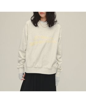 【ジーナシス/JEANASiS】のLogo Sweat Pullover 人気、トレンドファッション・服の通販 founy(ファニー) ファッション Fashion レディースファッション Fashion for Women トップス・カットソー Cut & Sew Tops レディースパーカー・カジュアルフーディー Casual Hoodies & Sweatshirts カジュアルプルオーバー・ニットトップス Pullovers & Knit Tops / Casual Pullovers スウェット・クルーネックトップス Sweatshirts & Crewnecks / Relaxed Fit Sweat Tops おすすめ Recommended / Our Picks インナー Innerwear フロント Front, Front Design ボトム Bottoms, Lower Wear リラックス Relax, Relaxed Fit ロング Long, Long-Length エレガント 上品 Elegant 冬 Winter / This Winter 秋 Autumn |ID:prp329100004786423