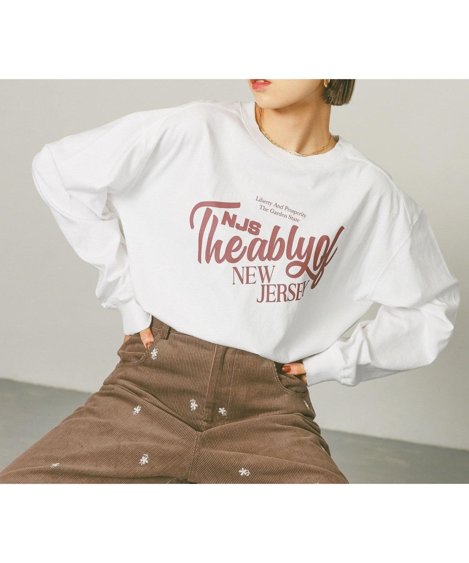 【ベイフロー/BAYFLOW】のヴィンテージ感のある風合い ピグメントロゴロンT インテリア・キッズ・メンズ・レディースファッション・服の通販 founy(ファニー) 　ファッション　Fashion　レディースファッション　Fashion for Women　トップス・カットソー　Cut & Sew Tops　ロングTシャツ・Tシャツ　Longline T-Shirts & Tees　イエロー　Yellow　ヴィンテージ　Vintage Style　デニム　Denim, Jeans Material　トレンド　Trend, Trending Now　定番　Standard, Basic Item　長袖　Long Sleeve, Full Sleeve　プリント　Print, Printed Pattern　半袖　Short Sleeve, Half Sleeve　ラバー　Rubber, Rubber Sole　おすすめ　Recommended / Our Picks　夏　Summer　オフホワイト11|ID: prp329100004786523 ipo3291000000034769590