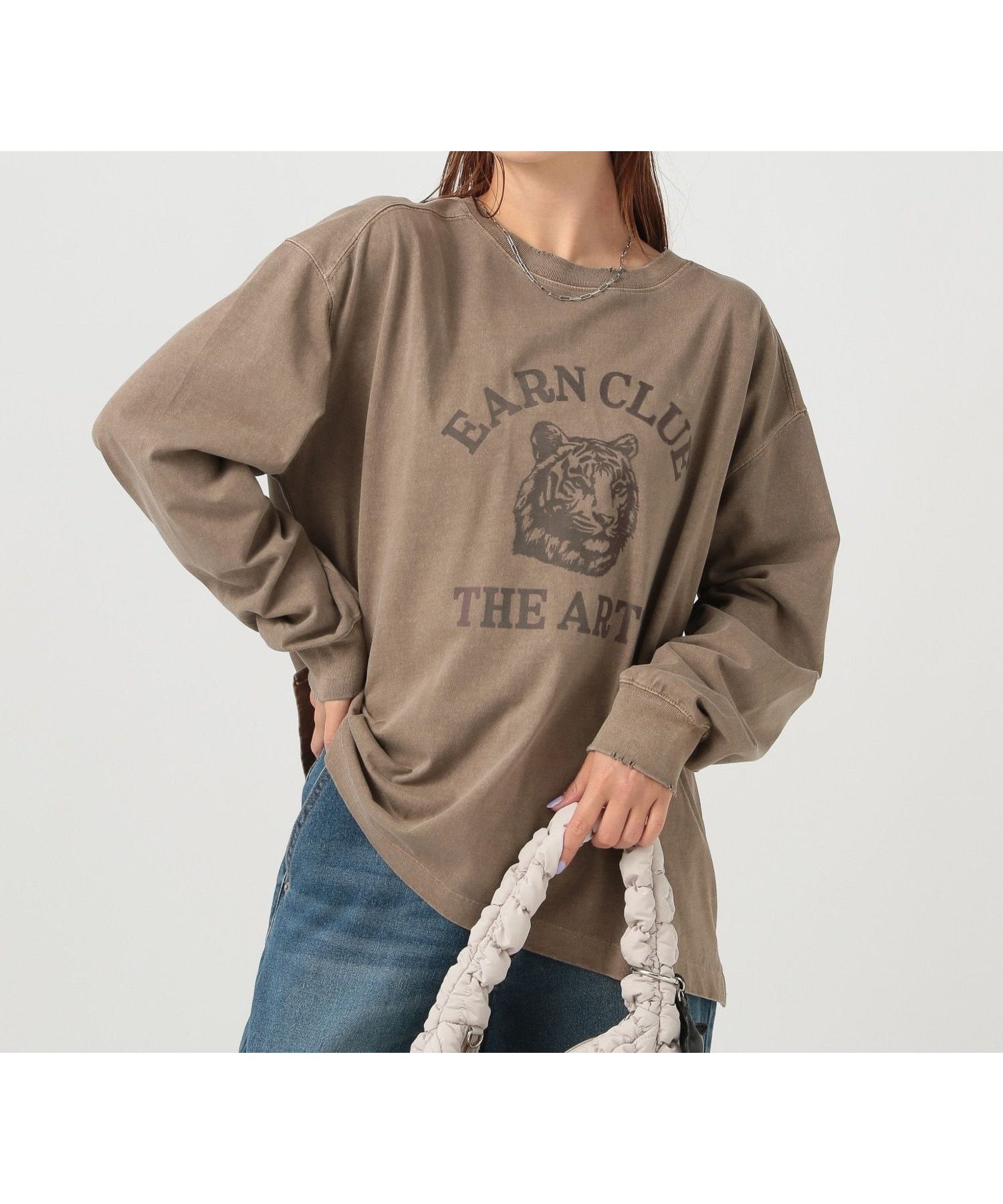 【ベイフロー/BAYFLOW】のヴィンテージ感のある風合い ピグメントロゴロンT インテリア・キッズ・メンズ・レディースファッション・服の通販 founy(ファニー) 　ファッション　Fashion　レディースファッション　Fashion for Women　トップス・カットソー　Cut & Sew Tops　ロングTシャツ・Tシャツ　Longline T-Shirts & Tees　イエロー　Yellow　ヴィンテージ　Vintage Style　デニム　Denim, Jeans Material　トレンド　Trend, Trending Now　定番　Standard, Basic Item　長袖　Long Sleeve, Full Sleeve　プリント　Print, Printed Pattern　半袖　Short Sleeve, Half Sleeve　ラバー　Rubber, Rubber Sole　おすすめ　Recommended / Our Picks　夏　Summer　モカ59|ID: prp329100004786523 ipo3291000000034769597