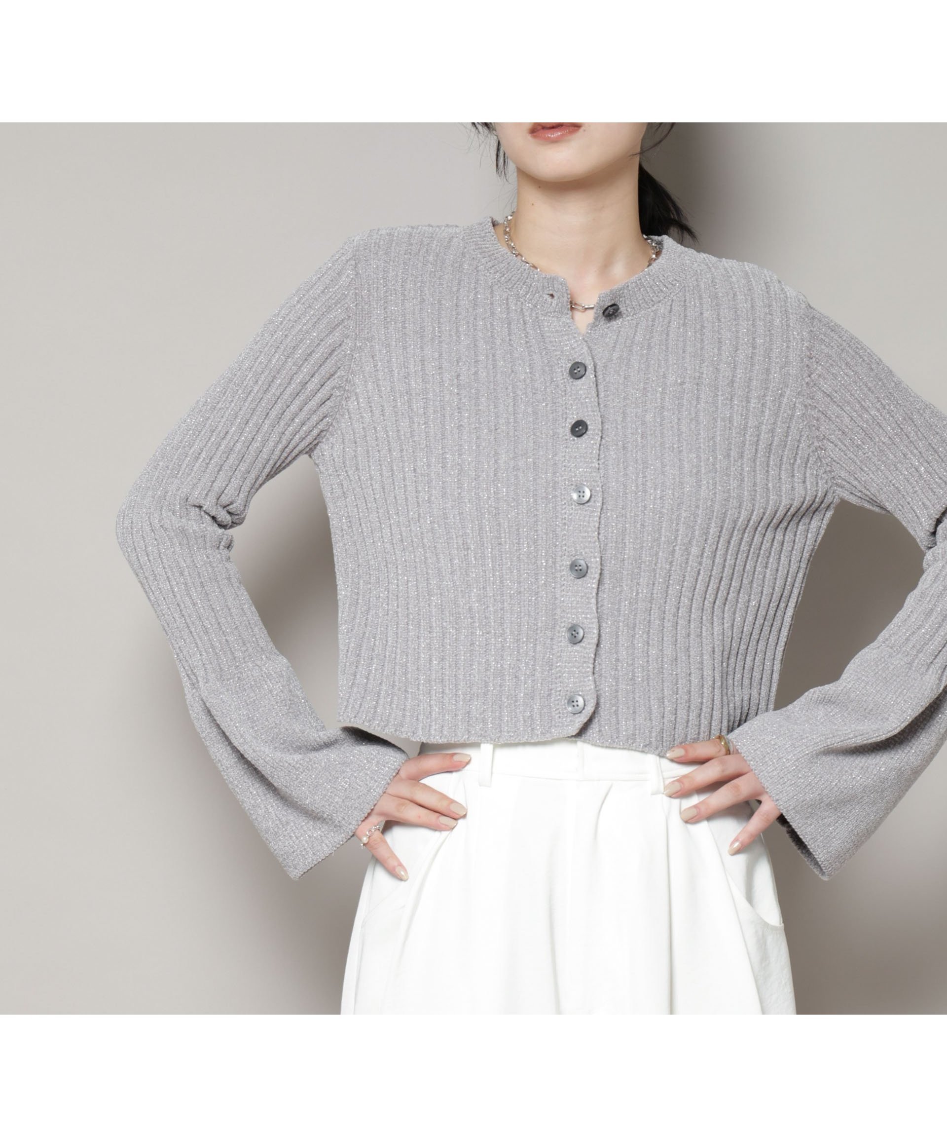 【ナノ ユニバース/nano universe】のラメモールワイドリブ前後2WAYフレアスリーブニット(セットアップ可) インテリア・キッズ・メンズ・レディースファッション・服の通販 founy(ファニー) 　ファッション　Fashion　レディースファッション　Fashion for Women　トップス・カットソー　Cut & Sew Tops　ニット　Knit Tops & Sweaters　アクセサリー　Fashion Accessories　ウォッシャブル　Machine Washable　コンパクト　Compact, Small Size　スリット　Slit, Slit Detail　スリーブ　Sleeve, Long Sleeve / Short Sleeve　セットアップ　Set-Up, Coordinated Outfit　時計　Watch, Wristwatch　フレア　Flare, Flared　フロント　Front, Front Design　ボトム　Bottoms, Lower Wear　冬　Winter / This Winter　A/W・秋冬　Autumn/Winter　おすすめ　Recommended / Our Picks　2025年　2025　2025-2026秋冬・A/W　Autumn/Winter 2025–26 AW25–26　グレー|ID: prp329100004786681 ipo3291000000034743753