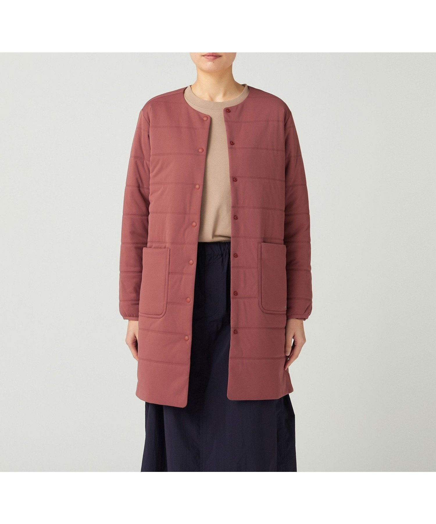 【スノーピーク/SNOW PEAK】のFlexible Insulated Long Cardigan インテリア・キッズ・メンズ・レディースファッション・服の通販 founy(ファニー) 　ファッション　Fashion　レディースファッション　Fashion for Women　トップス・カットソー　Cut & Sew Tops　カーディガン・羽織り　Layered Style Cardigans　カーディガン　Cardigan, Knitwear　コーティング　Coating, Coated Finish　シンプル　Simple, Minimal　ストレッチ　Stretch, Stretchy Fabric　ストール　Stole, Wrap　スマート　Smart, Elegant　タートルネック　Turtleneck, High Neck　パッチ　Patch, Appliqué　ファブリック　Fabric, Textile　フィット　Fit, Slim Fit　ポケット　Pocket, Pocket Detail　防寒　Cold Protection, Winter-Ready　ライナー　Liner, Inner Layer　ロング　Long, Long-Length　A/W・秋冬　Autumn/Winter　冬　Winter / This Winter　2025年　2025　2025-2026秋冬・A/W　Autumn/Winter 2025–26 AW25–26　LIGHT BROWN|ID: prp329100004786882 ipo3291000000036268628